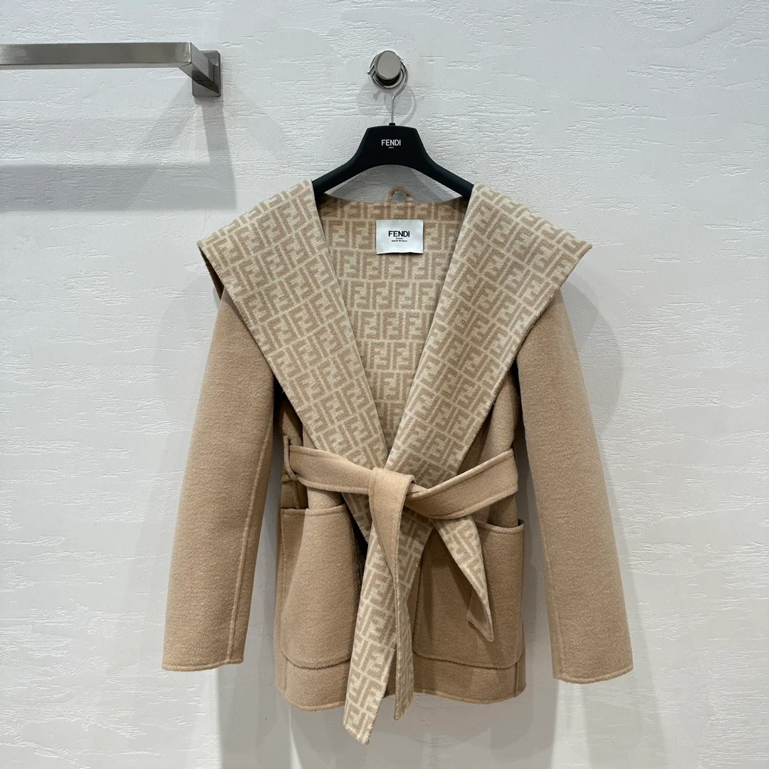 Пальто Женские Fendi 4498525