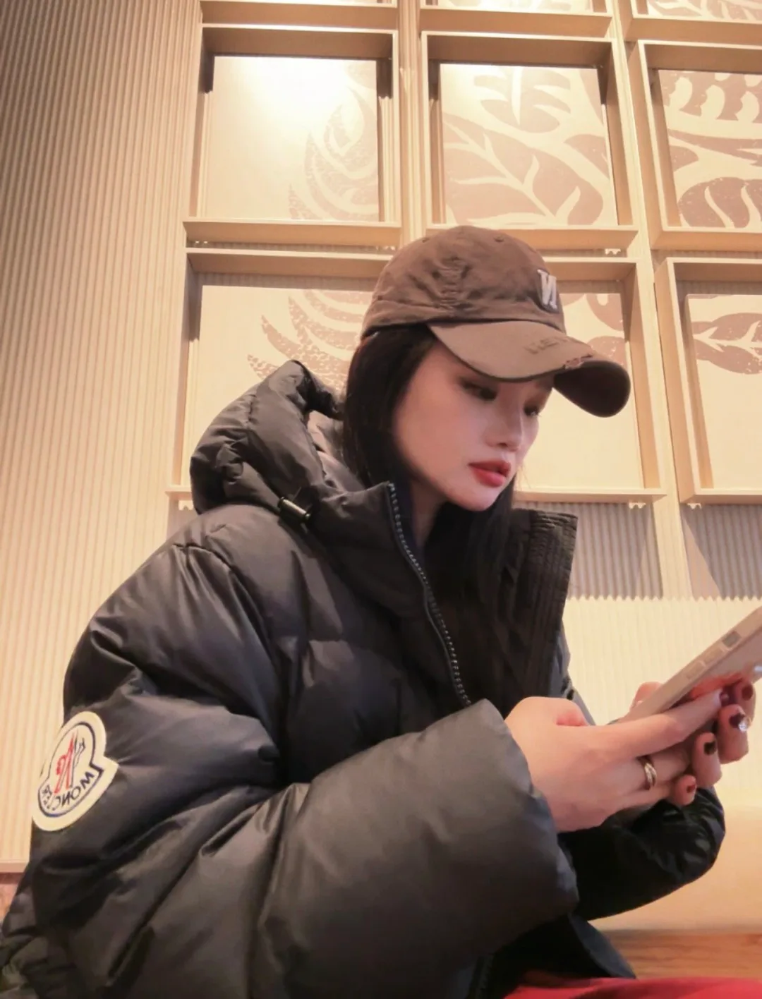 Куртки И Пуховики Женские Moncler 18007533