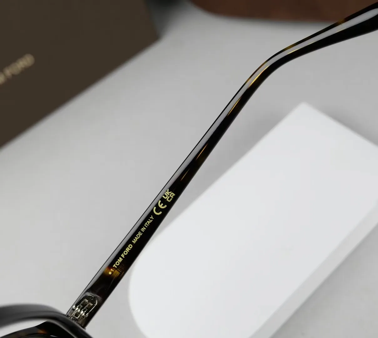 Очки Tom Ford 8726