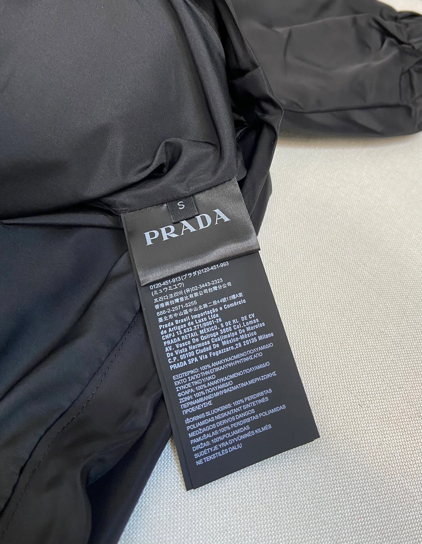 Куртки И Пуховики Женские Prada 4362982
