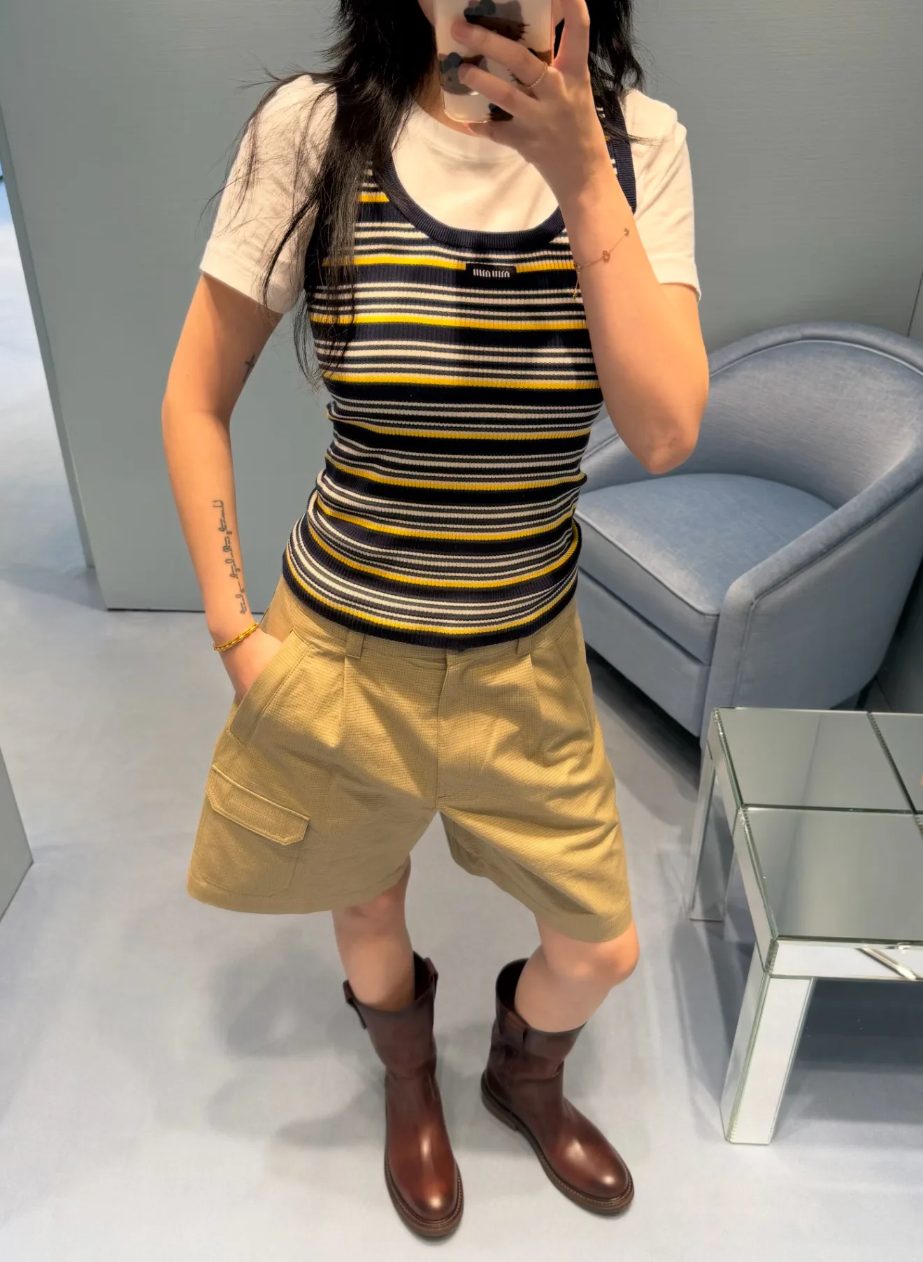 Шорты Женские Miu Miu 13121374