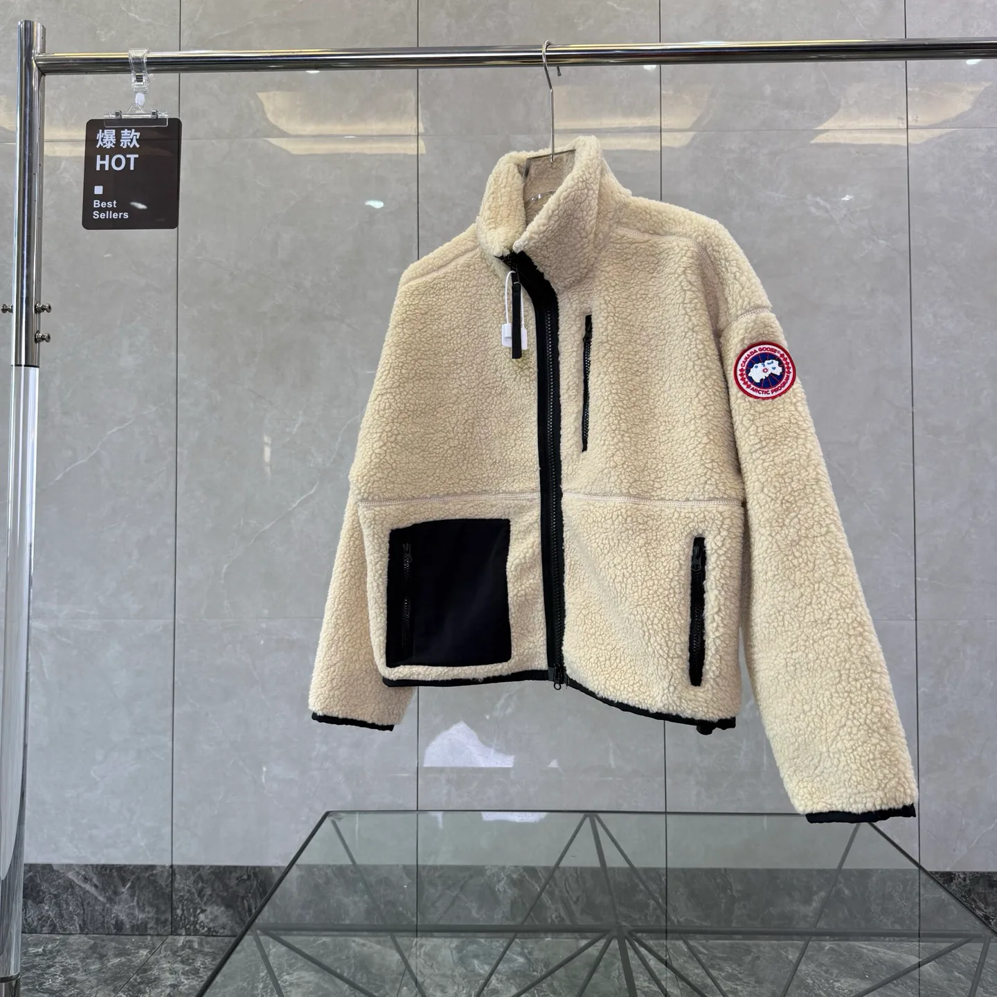 Куртки И Пуховики Женские Canada Goose 18722936