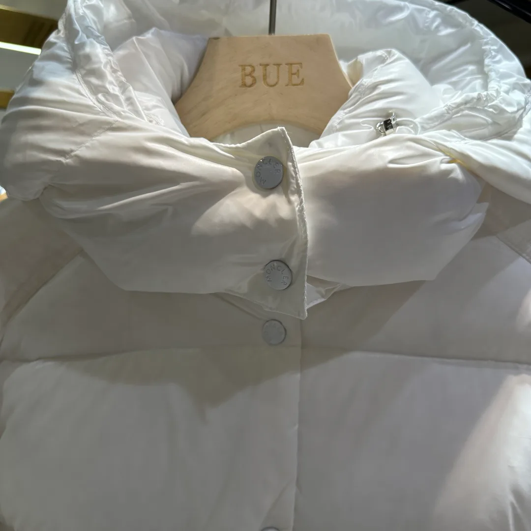 Куртки И Пуховики Женские Moncler 19323602