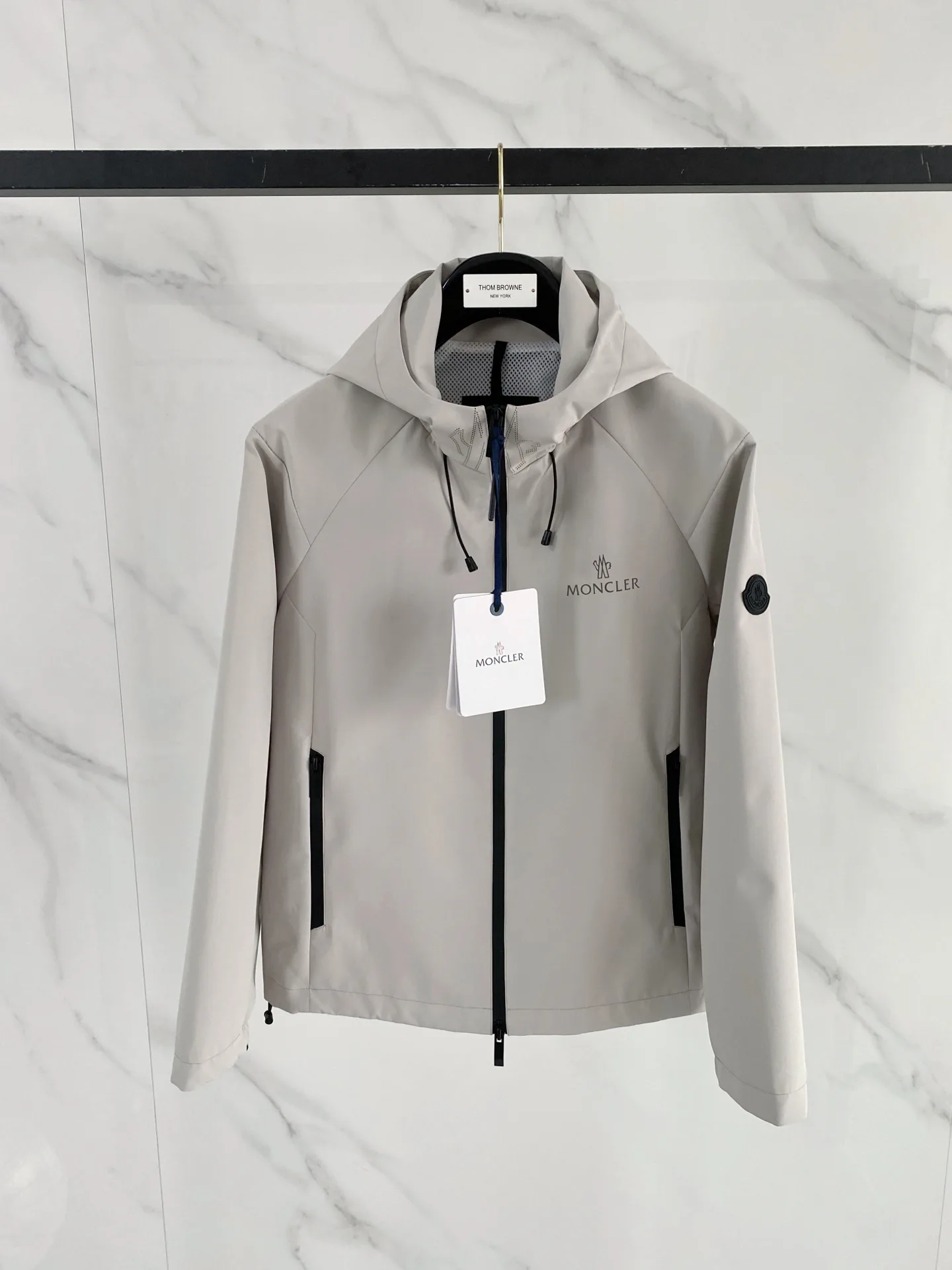 Куртки И Пуховики Мужские Moncler 10610751