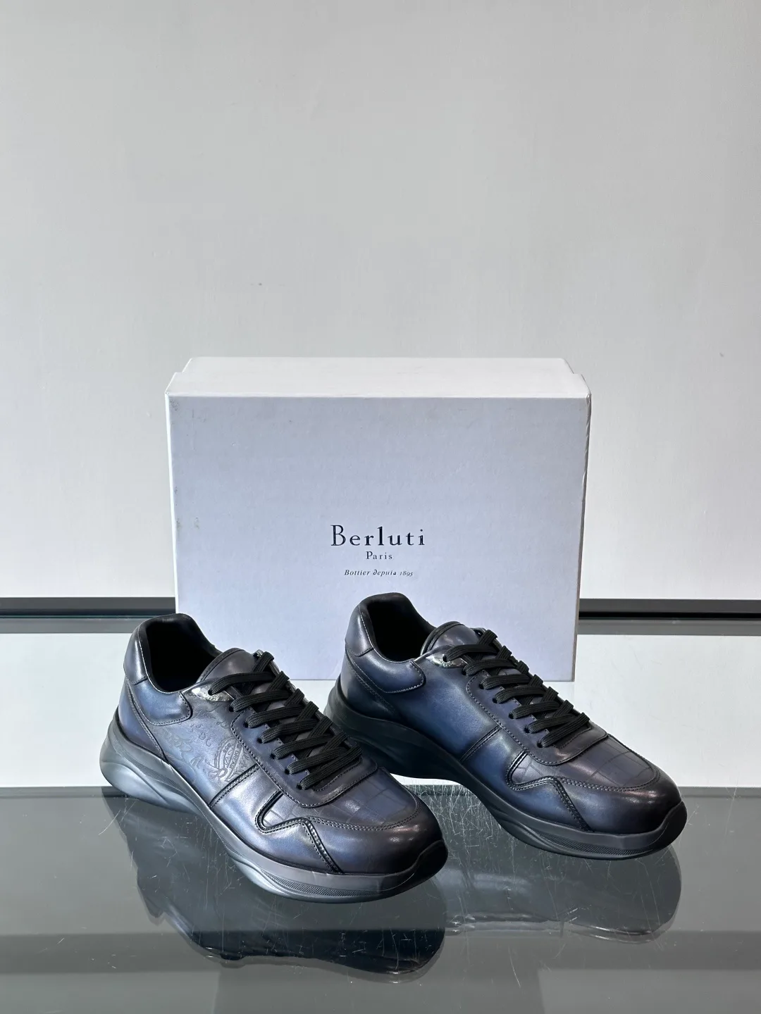Кроссовки Мужские Berluti 13453017
