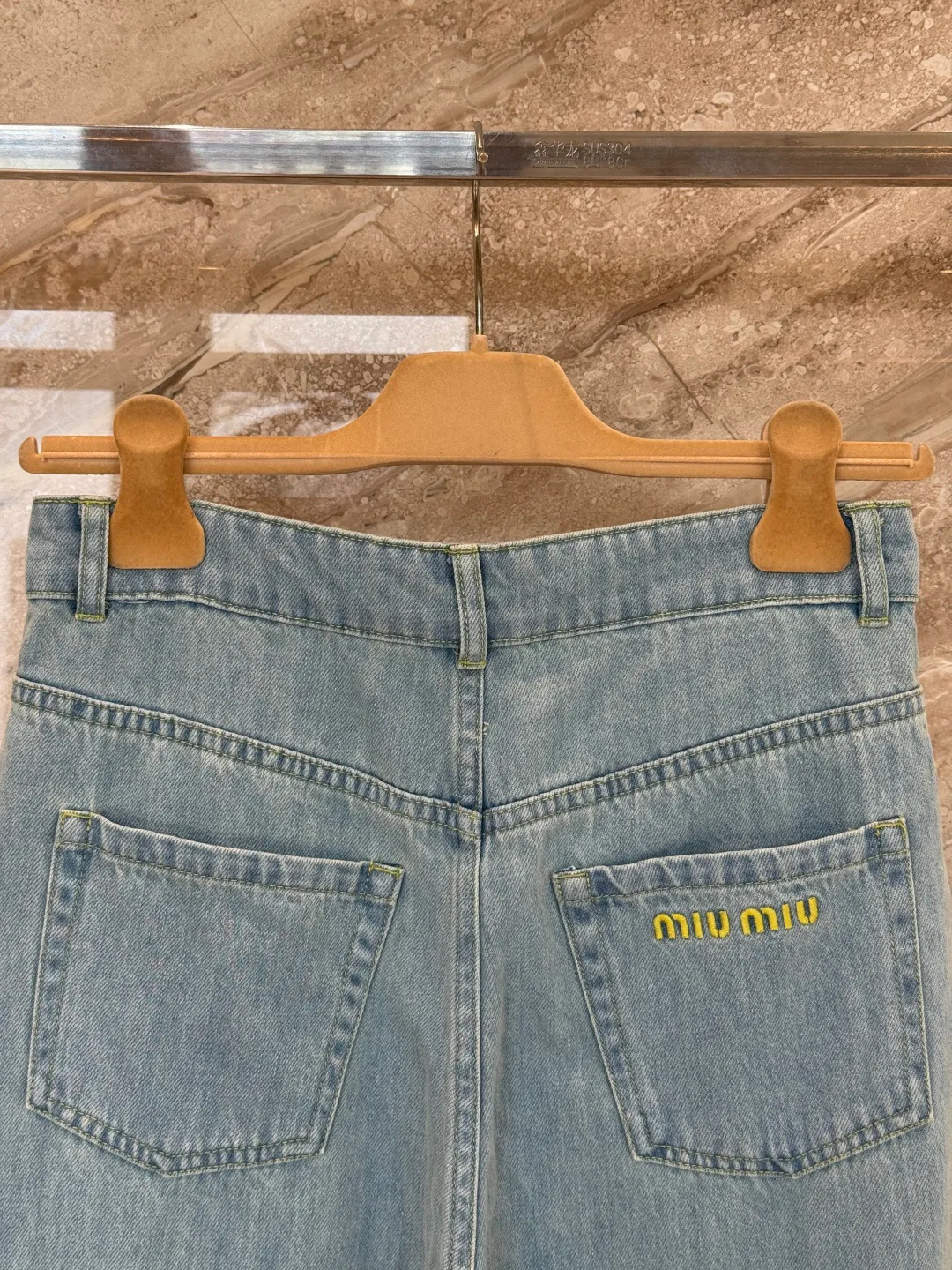 Джинсы Женские Miu Miu 12861268