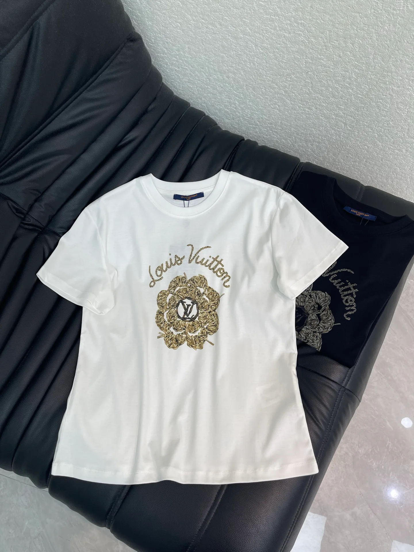 Футболки Женские Louis Vuitton 17676752