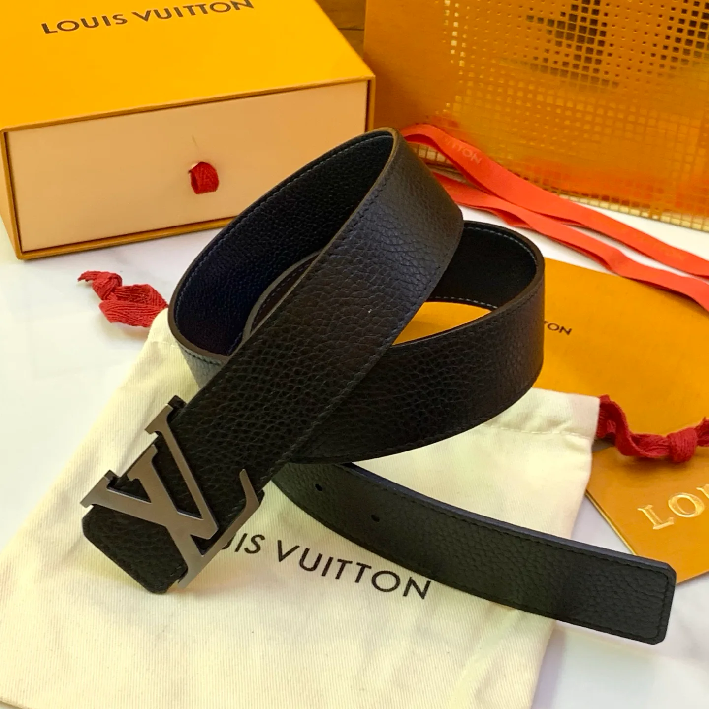 Ремни Louis Vuitton 17682159