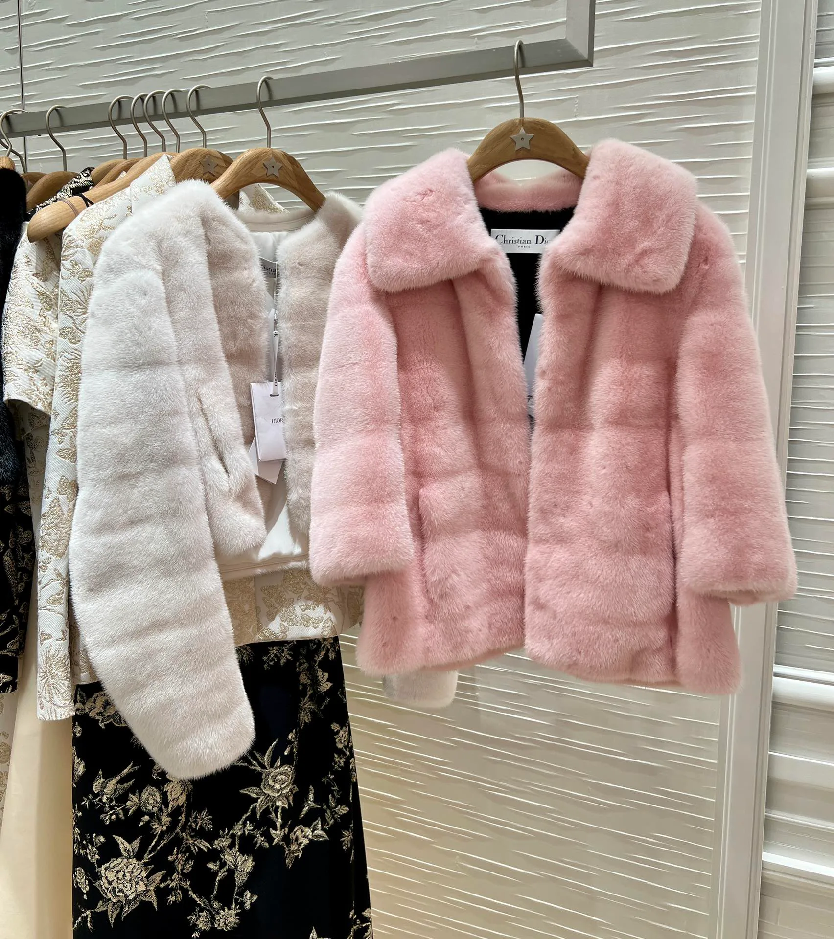 Шубы Женские Christian Dior 783533