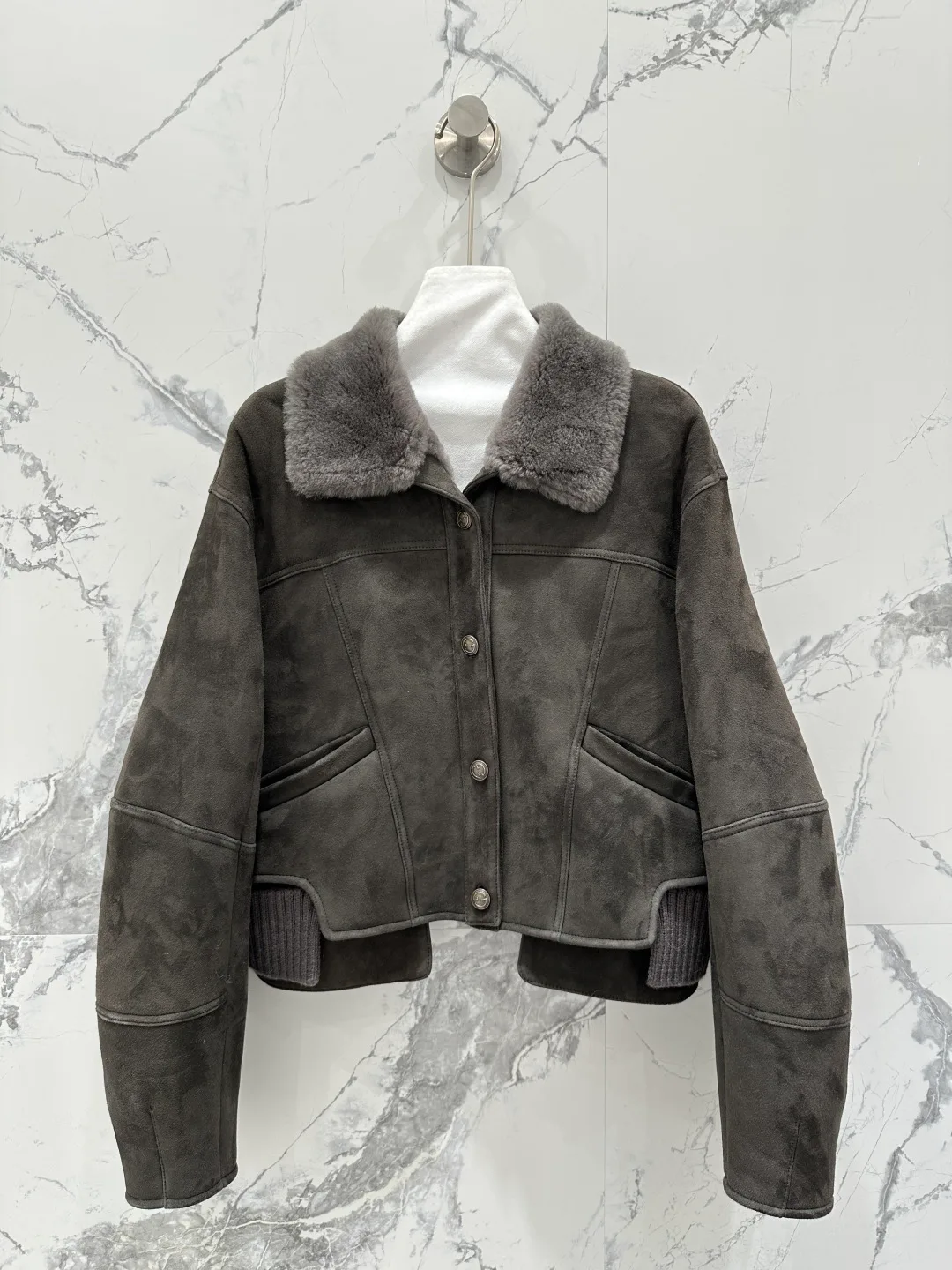 Кожаные Куртки И Дублёнки Женские Gucci 1635744