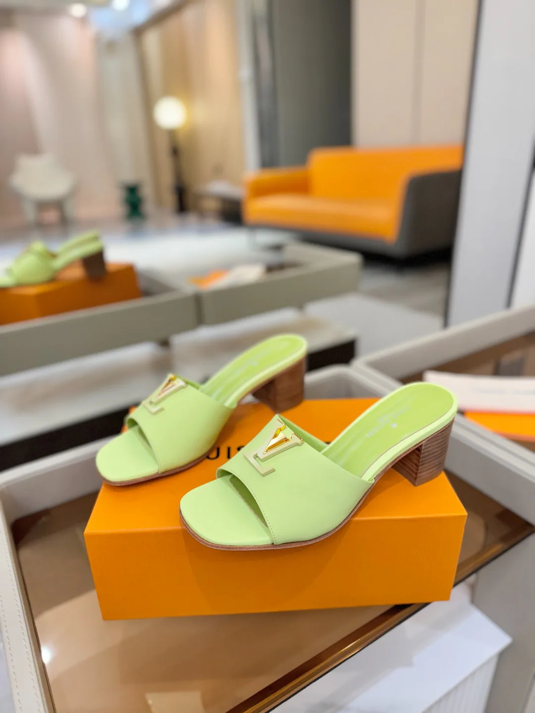 Босоножки Женские Louis Vuitton 9865289