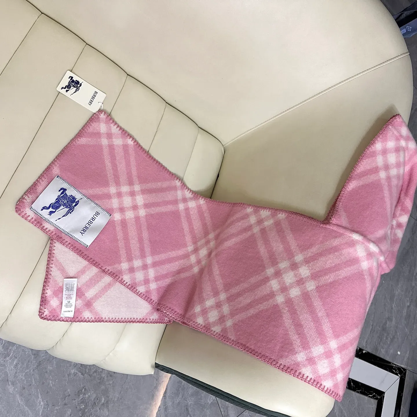 Шарфы Burberry 515815