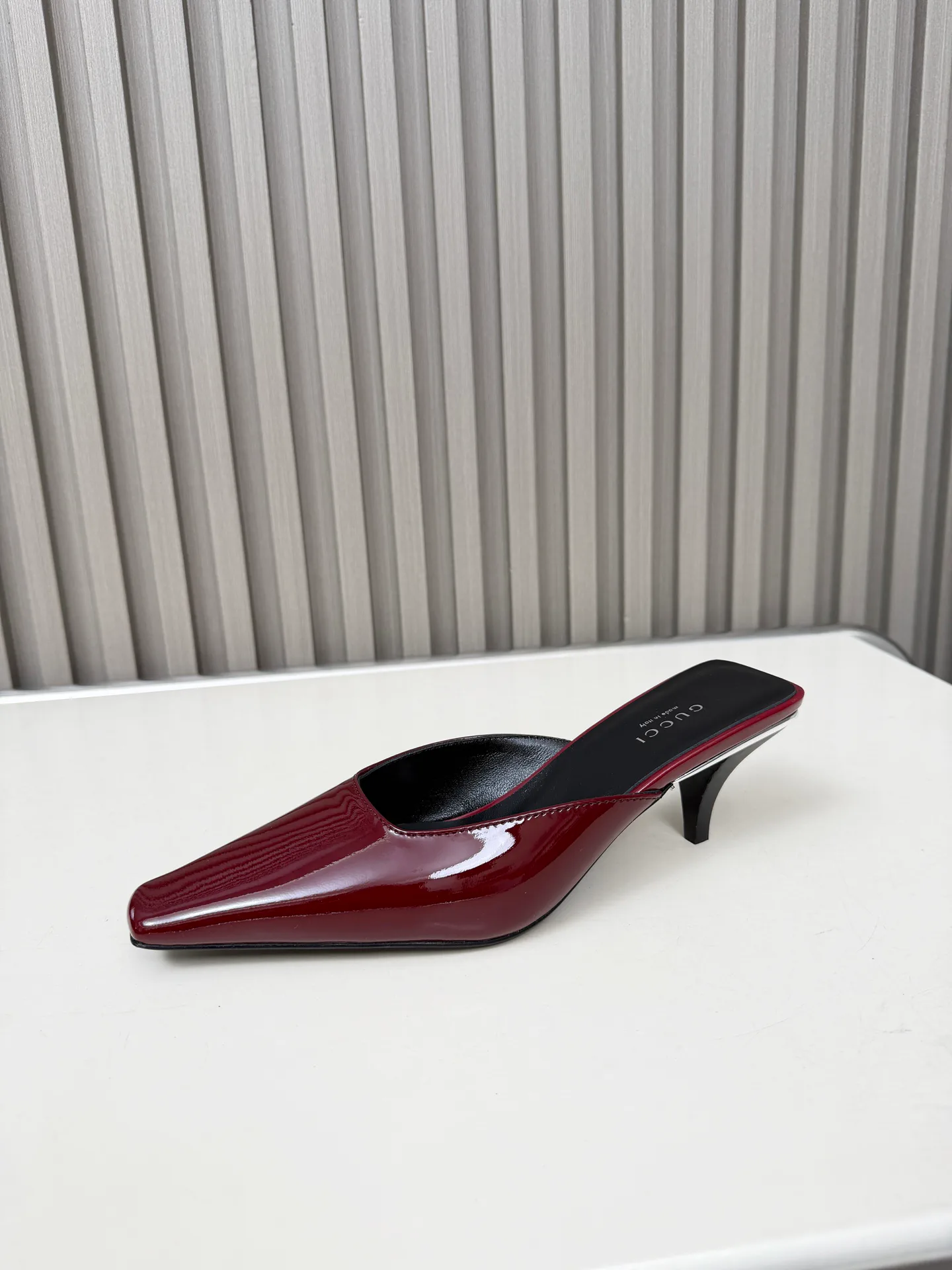 Туфли Женские Gucci 755740