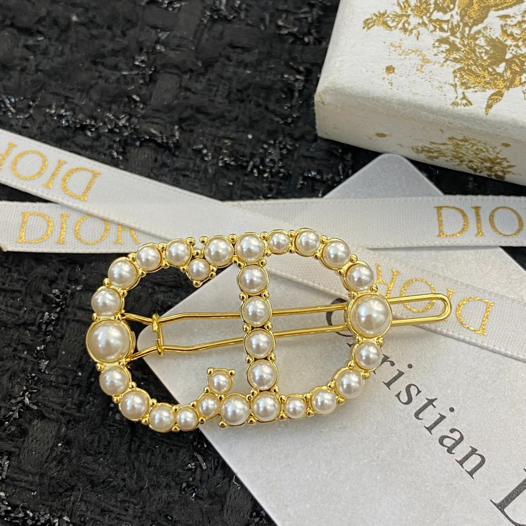 Головные Уборы Christian Dior 937000