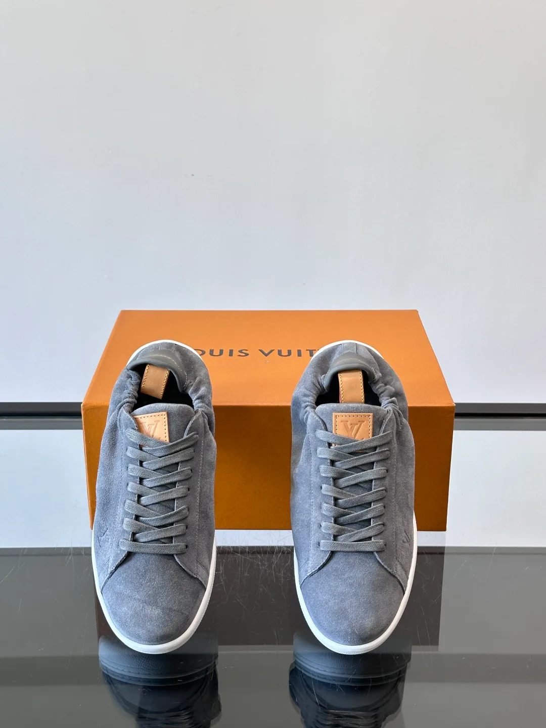 Кроссовки Мужские Louis Vuitton 18263694