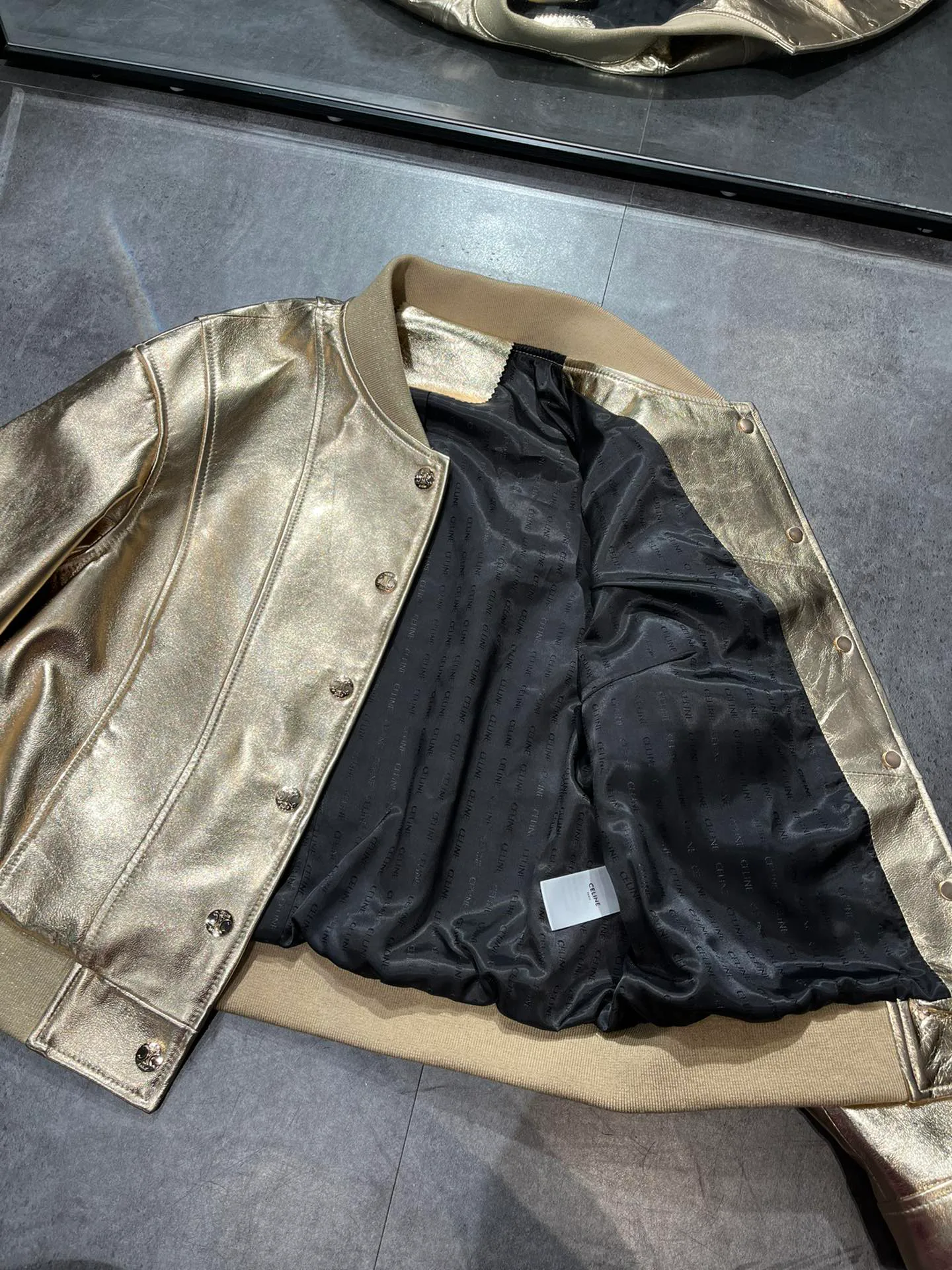 Кожаные Куртки И Дублёнки Мужские Celine 11182654