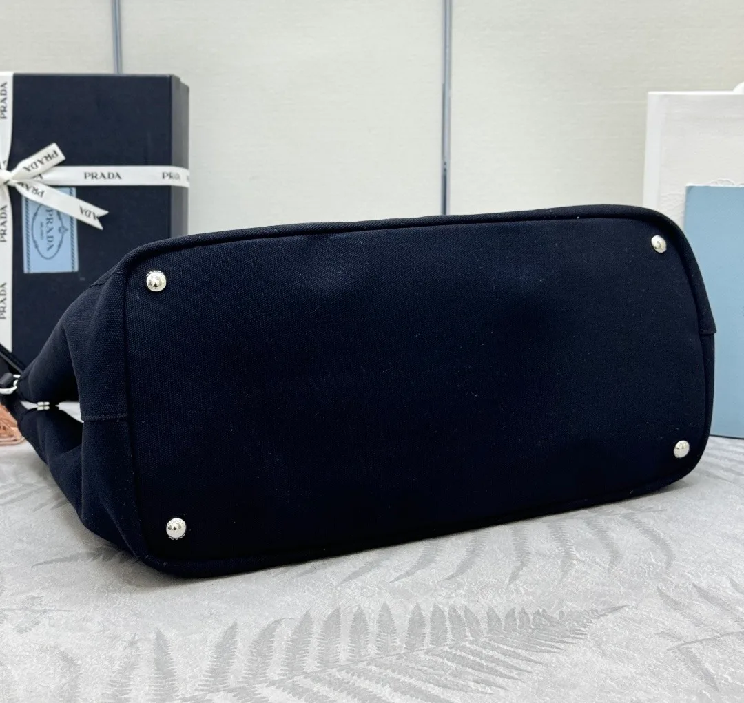 Классические Сумки Женские Prada 11165001