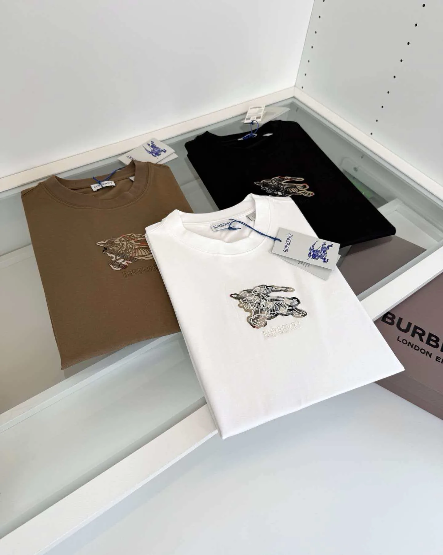 Футболки Женские Burberry 11576580