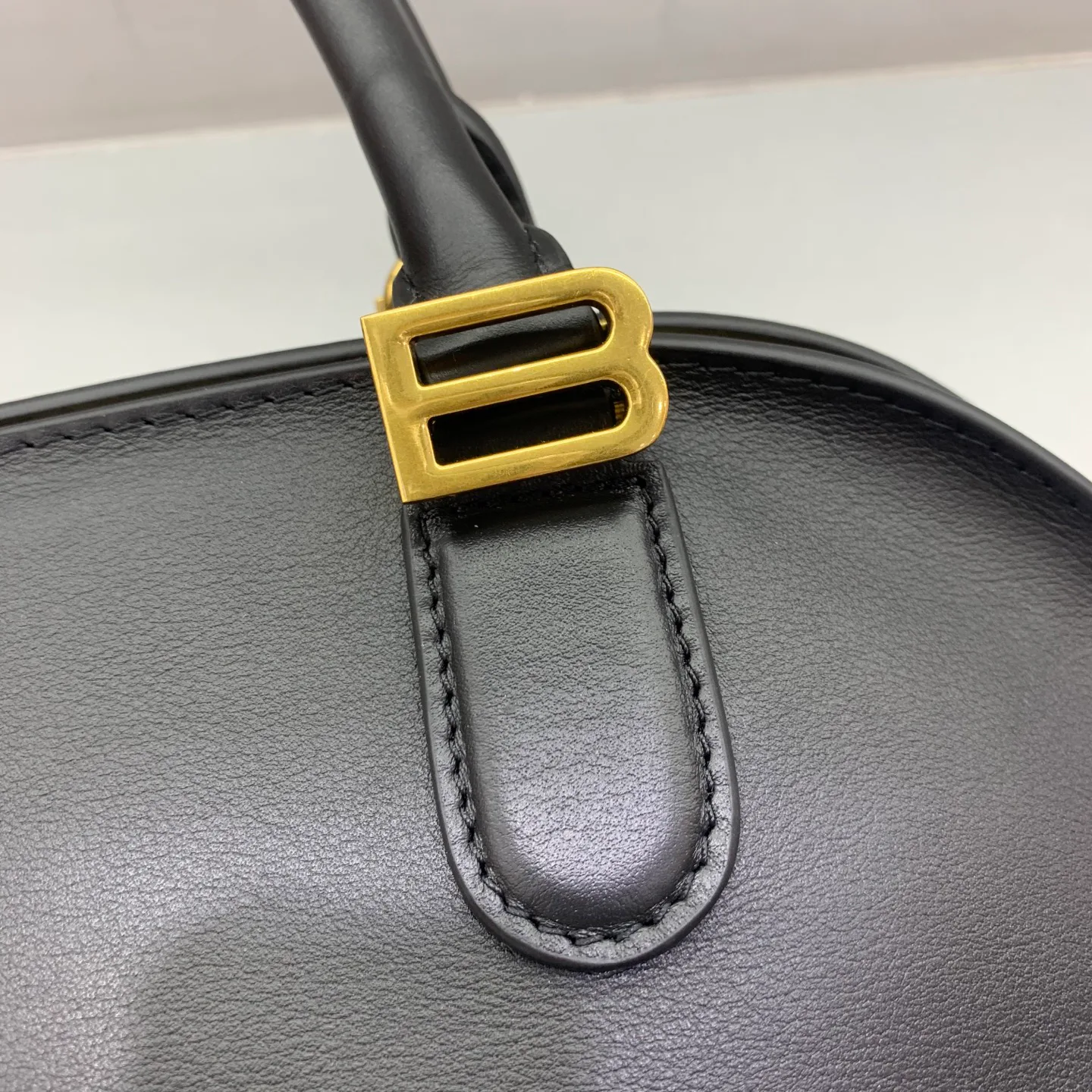 Классические Сумки Женские Balmain 18136290