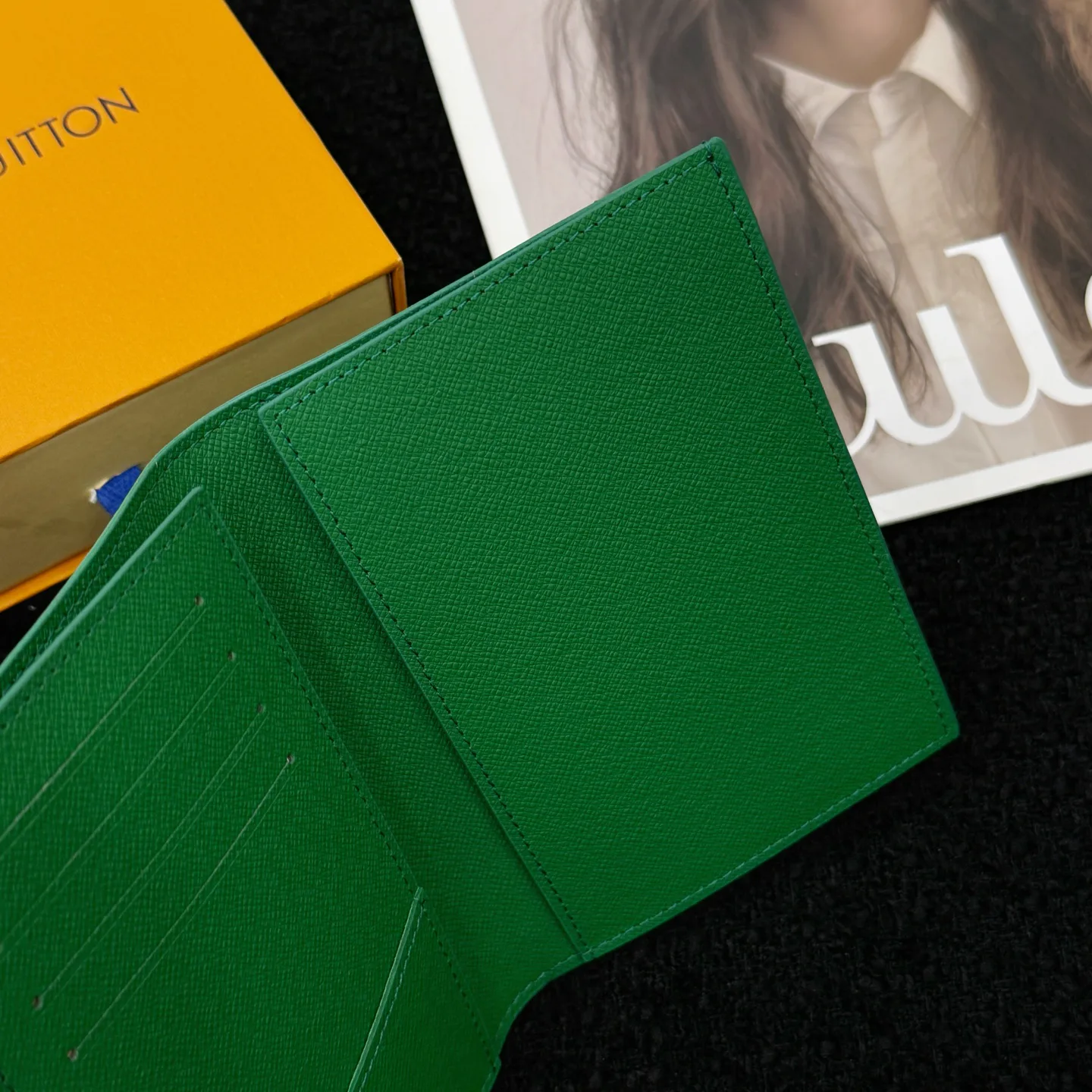Обложки На Паспорт Louis Vuitton 22235