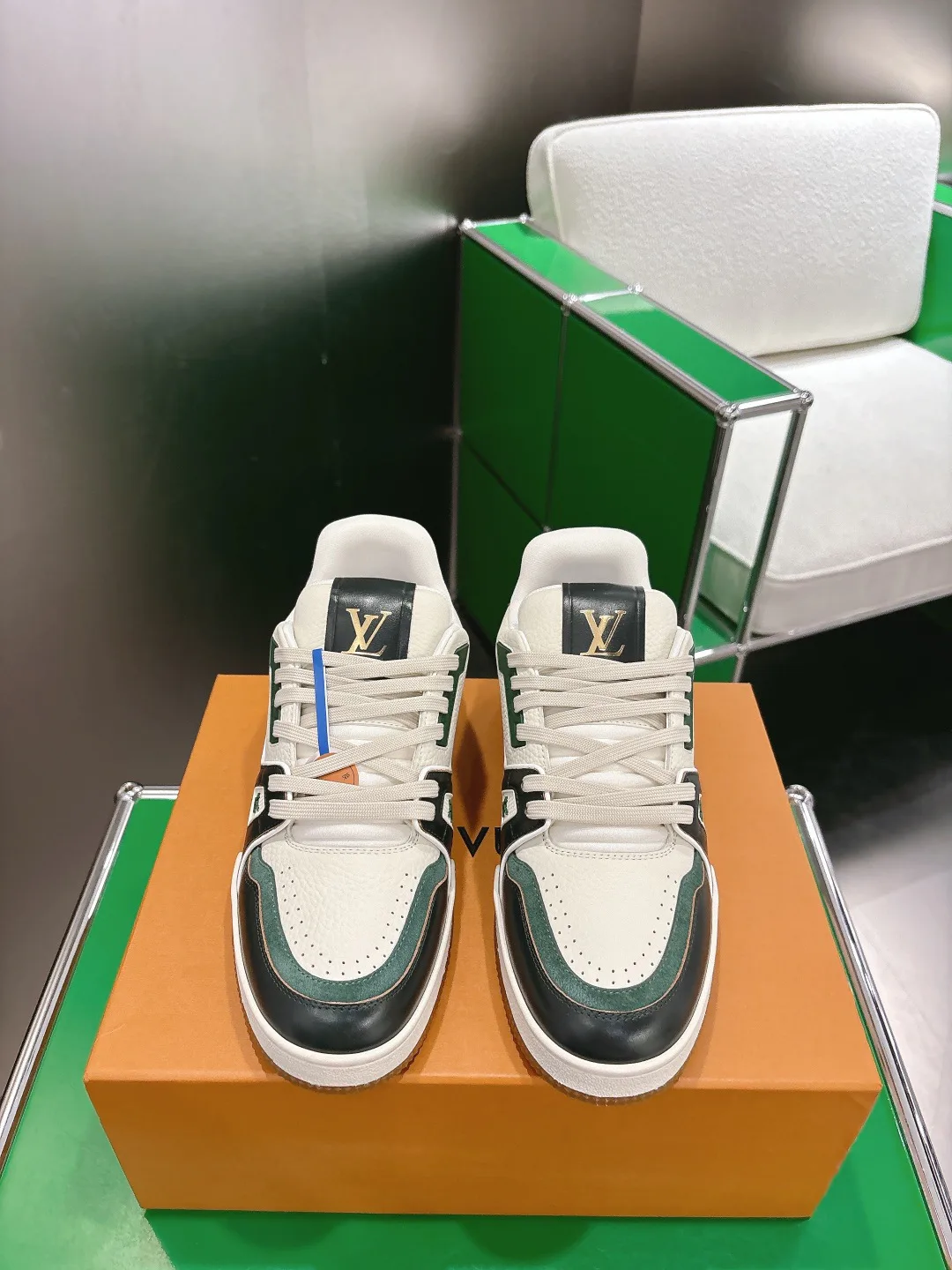 Кроссовки Женские Louis Vuitton 13152727