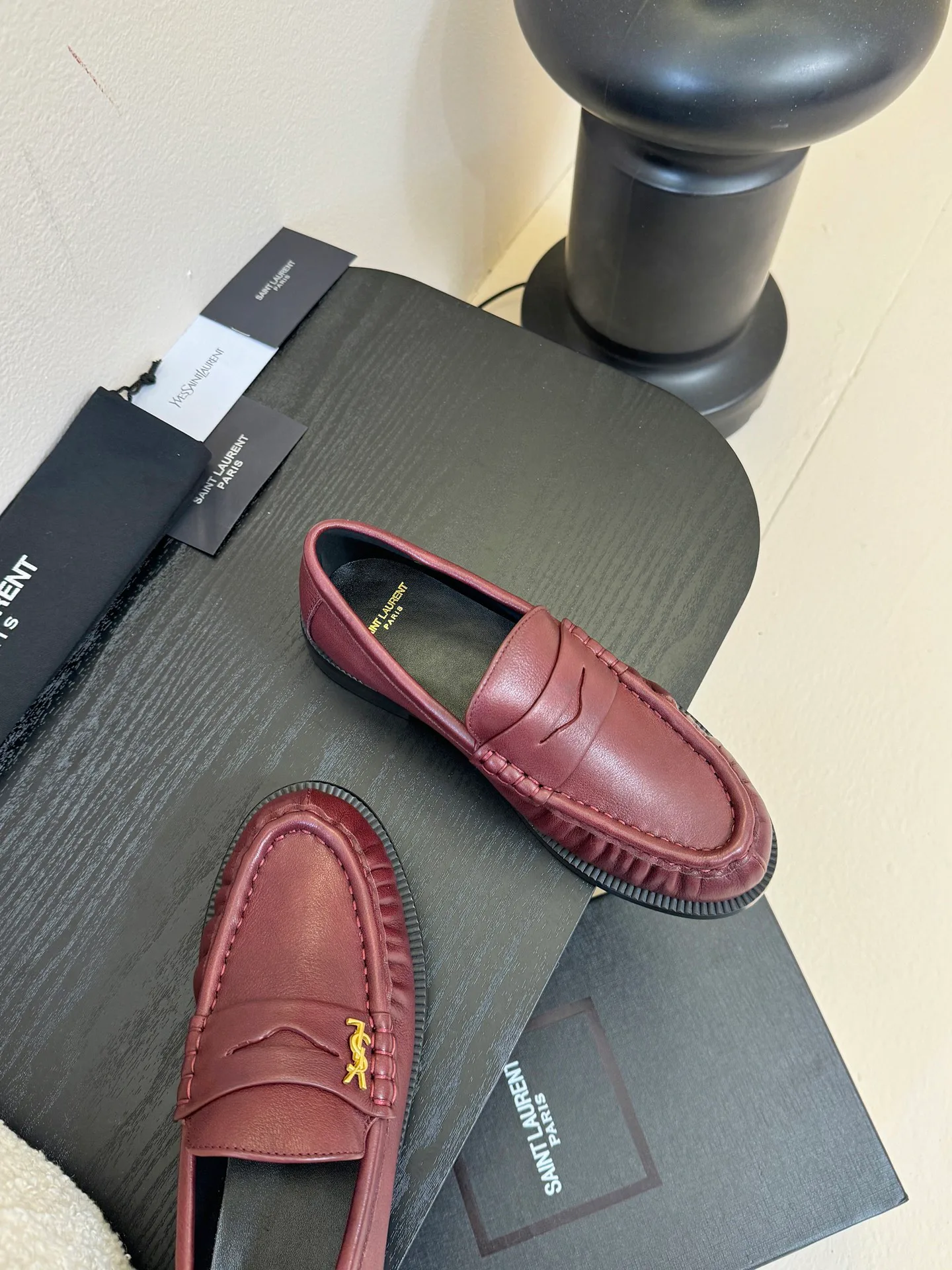 Лоферы Женские Saint Laurent 80652