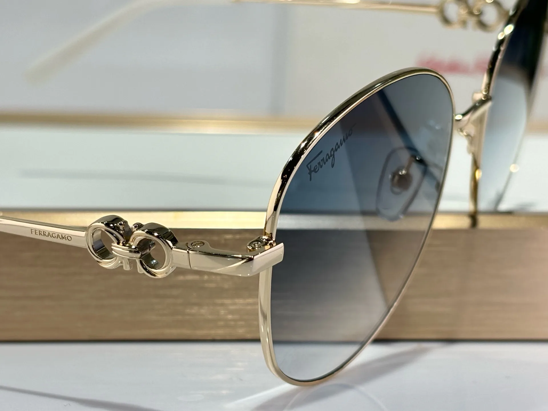 Очки Salvatore Ferragamo 12222140