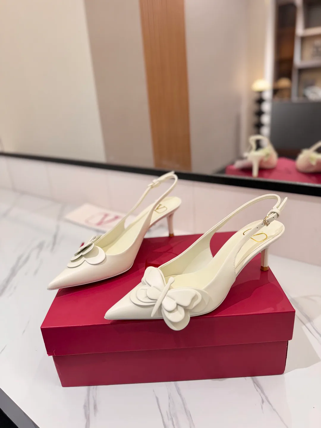Босоножки Женские Valentino 11683025