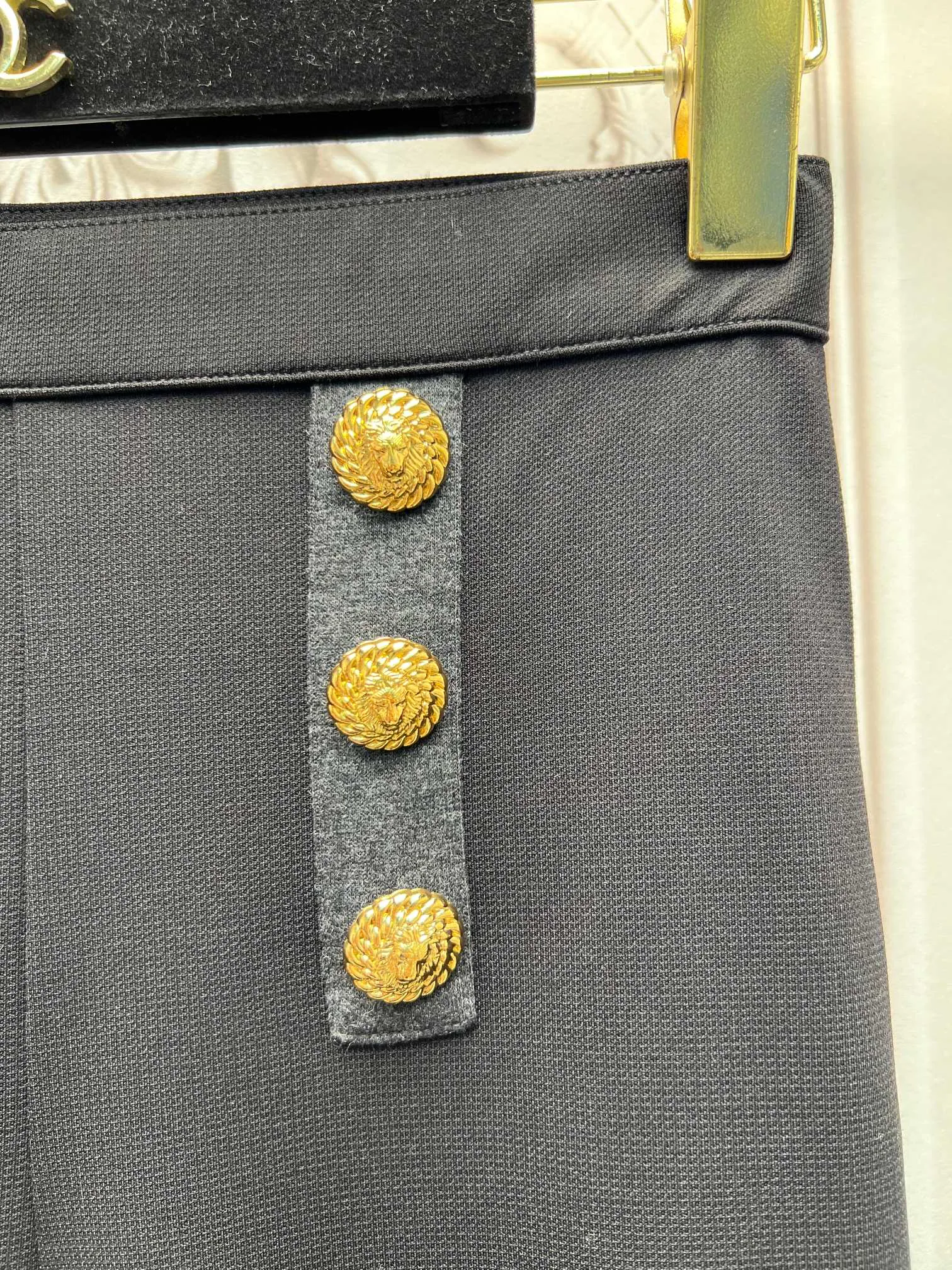 Брюки Женские Versace 11670691