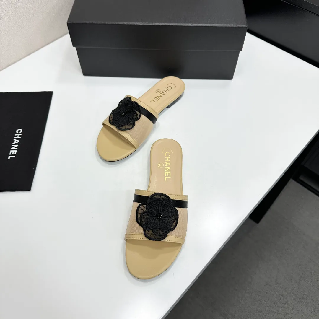 Шлепанцы Женские Chanel 11627930