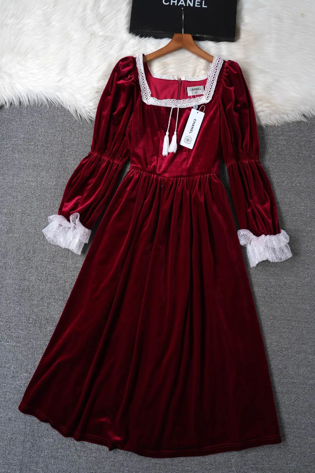 Платья Женские Chanel 8316