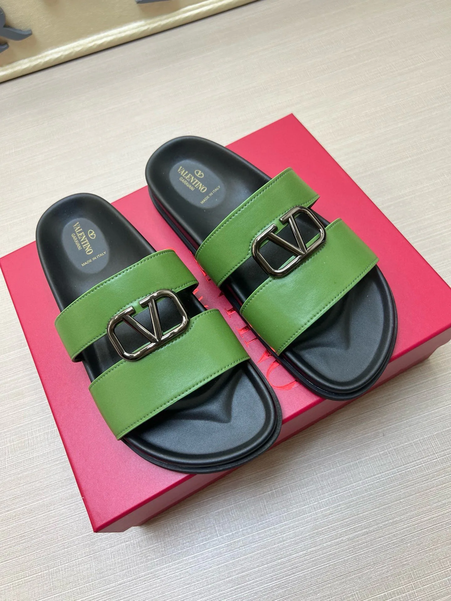 Шлепанцы Мужские Valentino 10646292