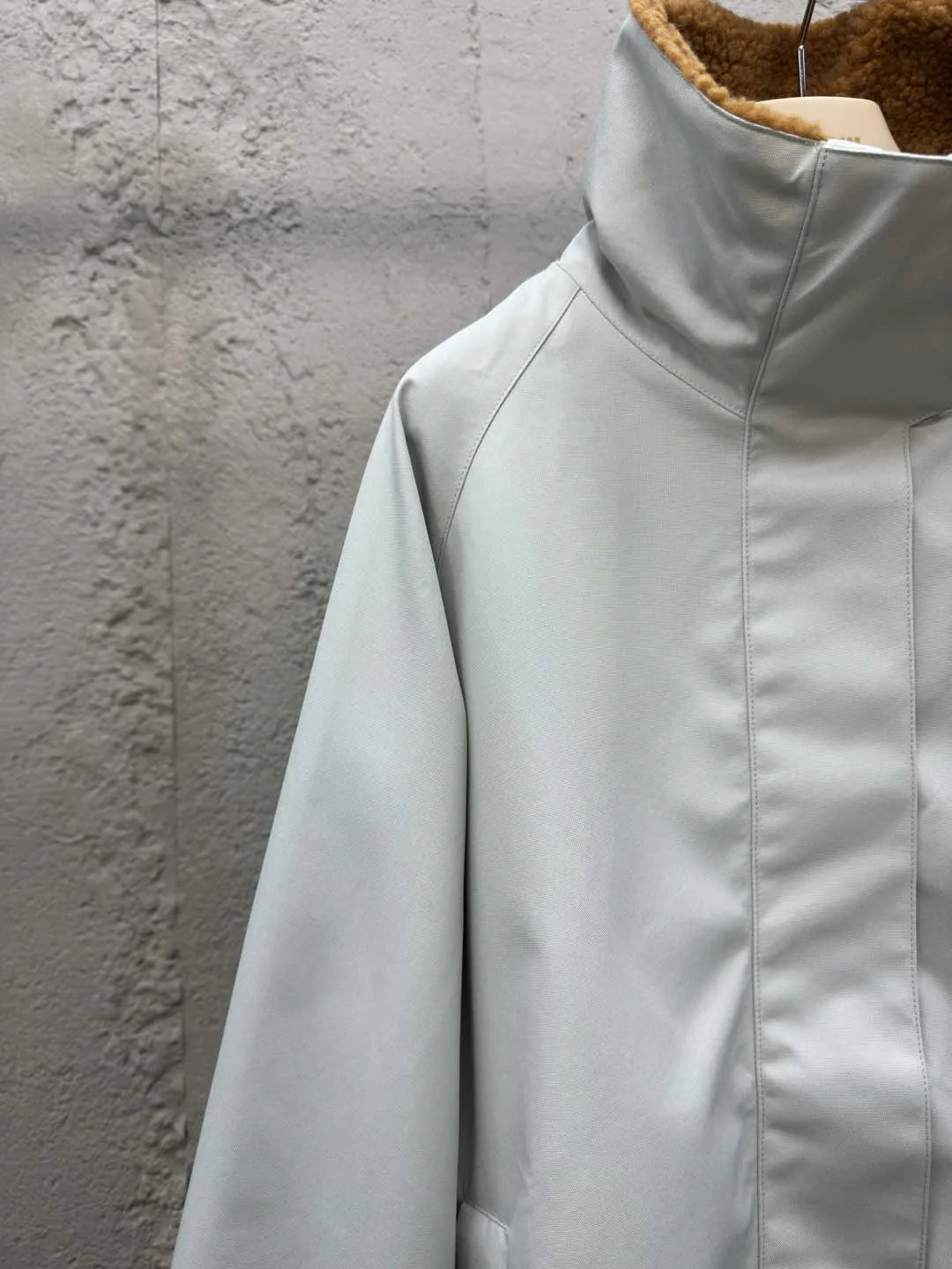 Куртки И Пуховики Женские Miu Miu 5981