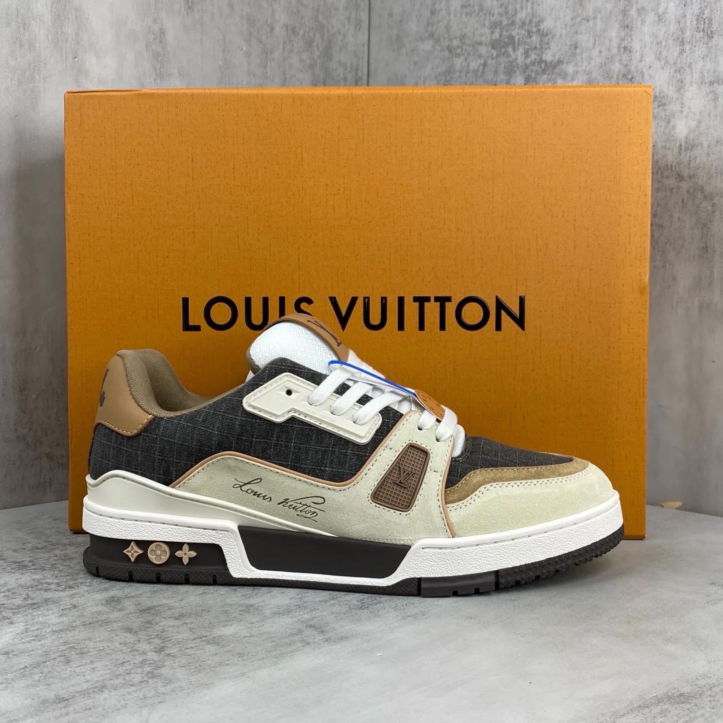 Кроссовки Женские Louis Vuitton 1894716