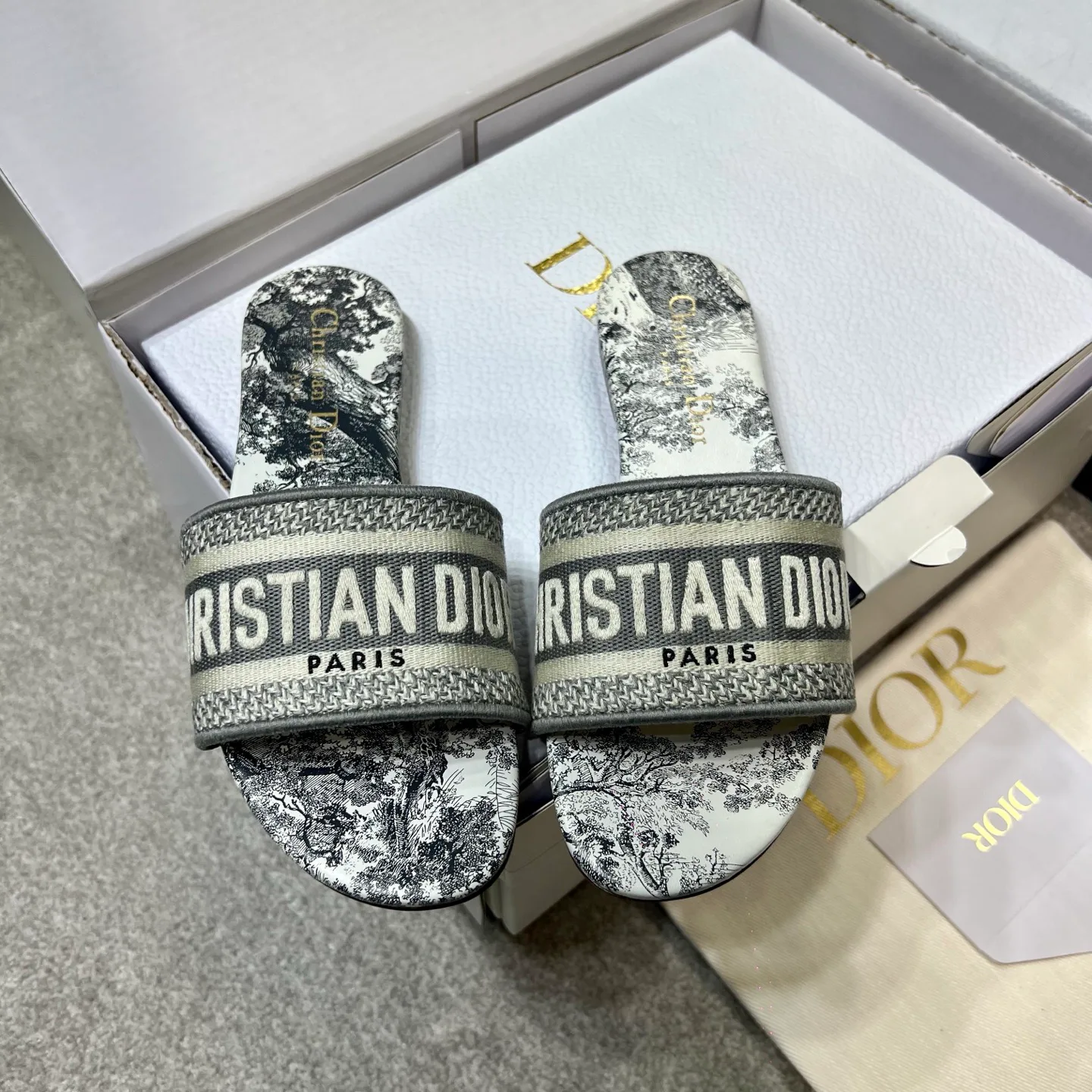 Шлепанцы Женские Christian Dior 13235787