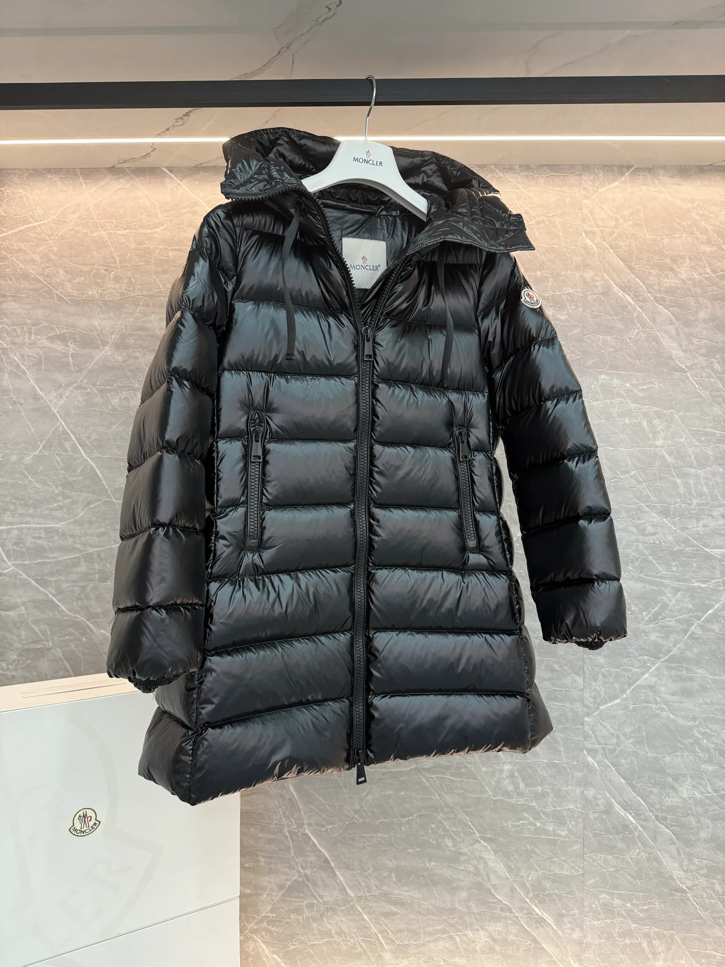 Куртки И Пуховики Женские Moncler 18794533