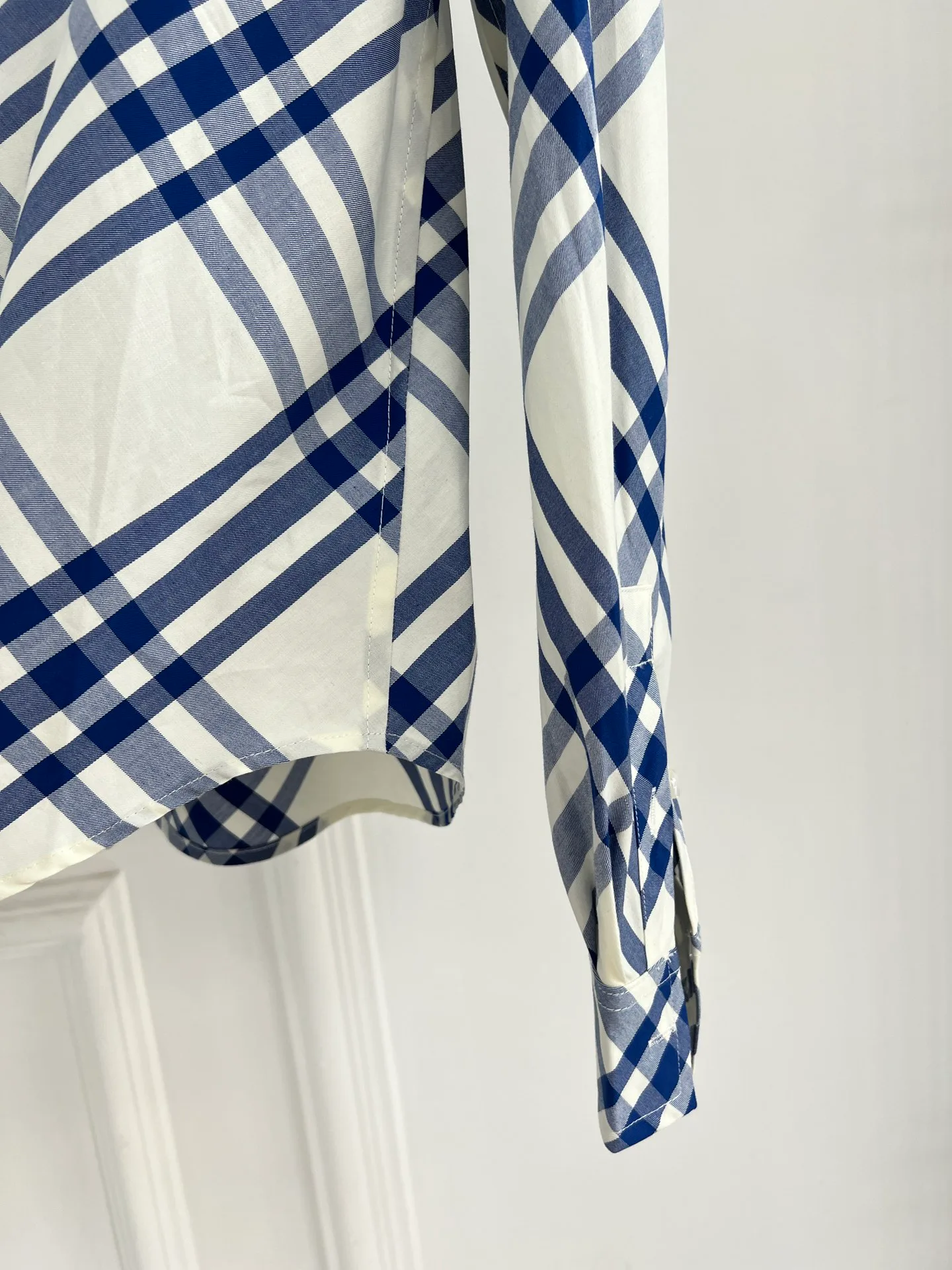 Рубашки Женские Burberry 10898913