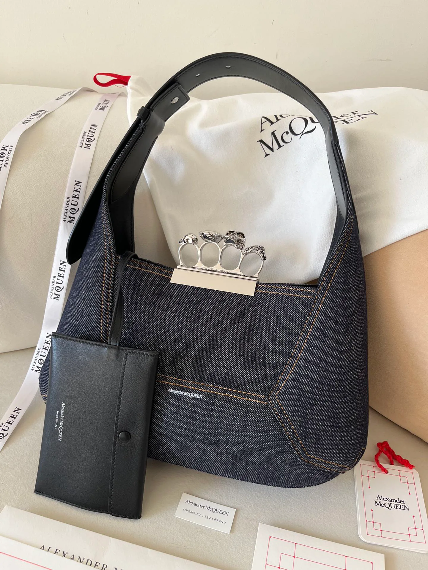 Классические Сумки Женские Alexander Mcqueen 11472522