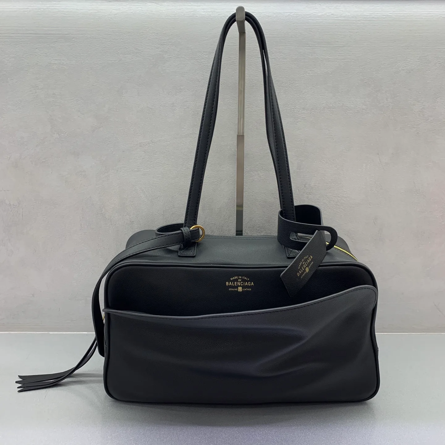 Классические Сумки Женские Balenciaga 18136623