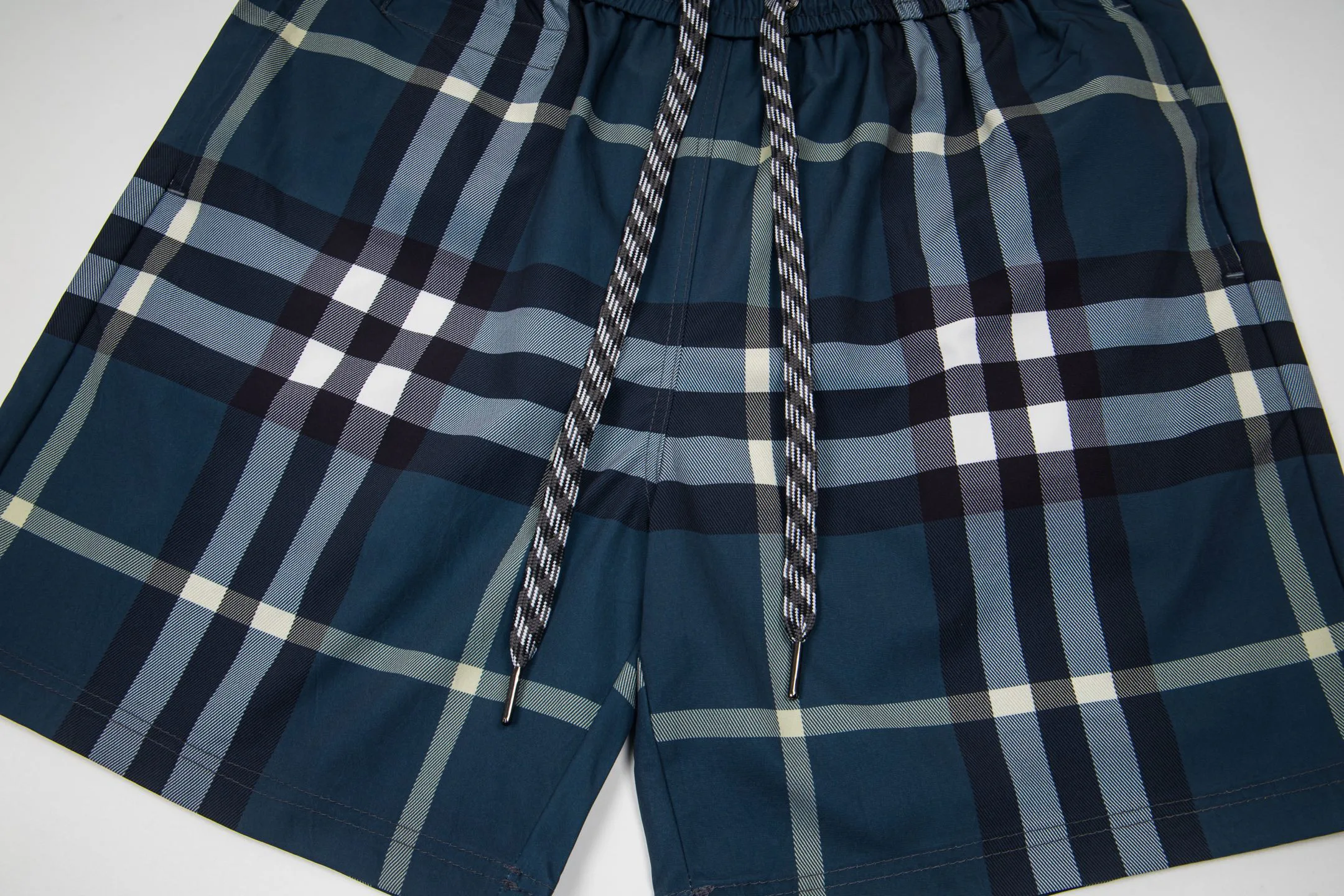 Шорты Мужские Burberry 18000511