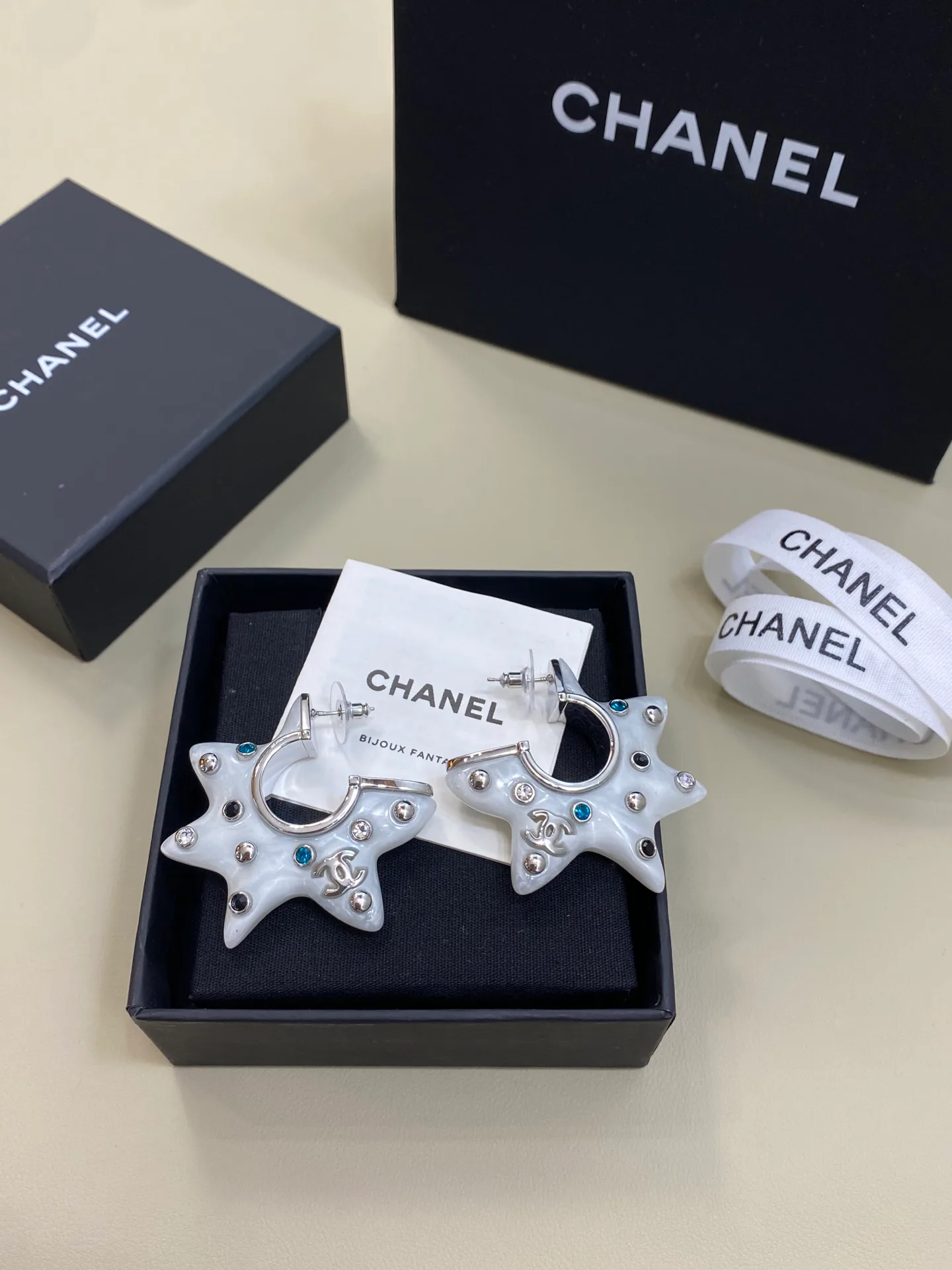 Бижутерия Chanel 17558311