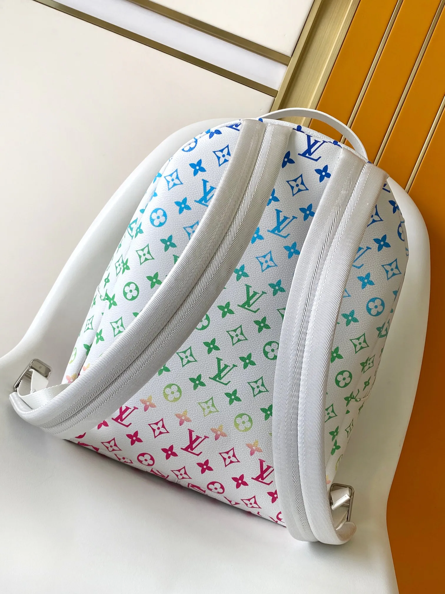 Рюкзаки Женские Louis Vuitton 13435251