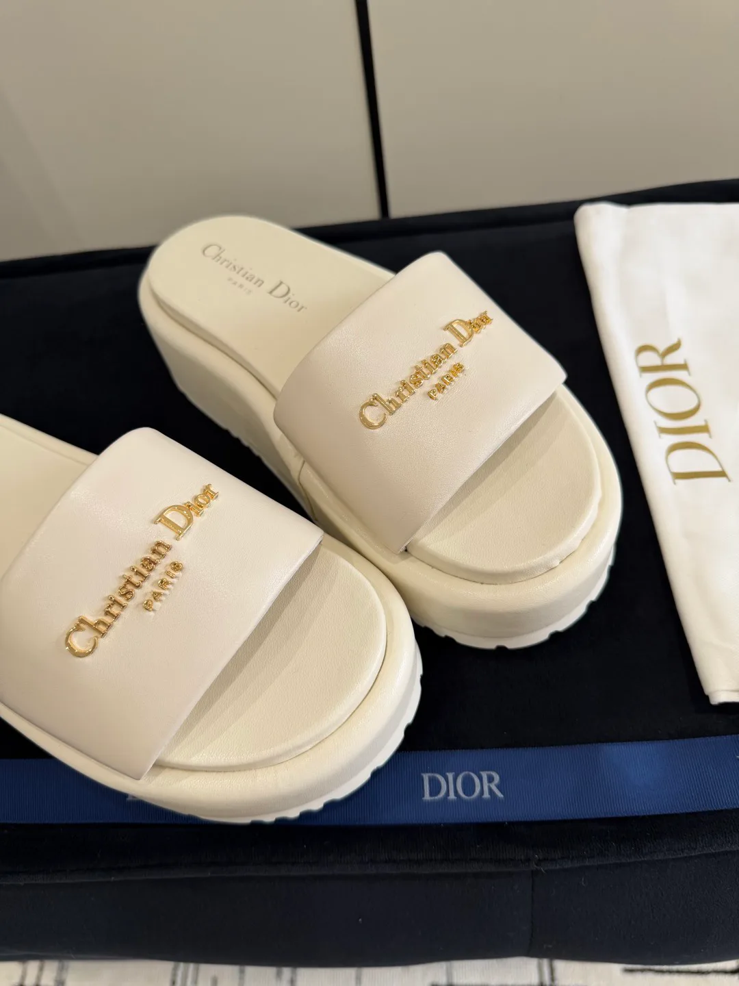 Шлепанцы Женские Christian Dior 11497624