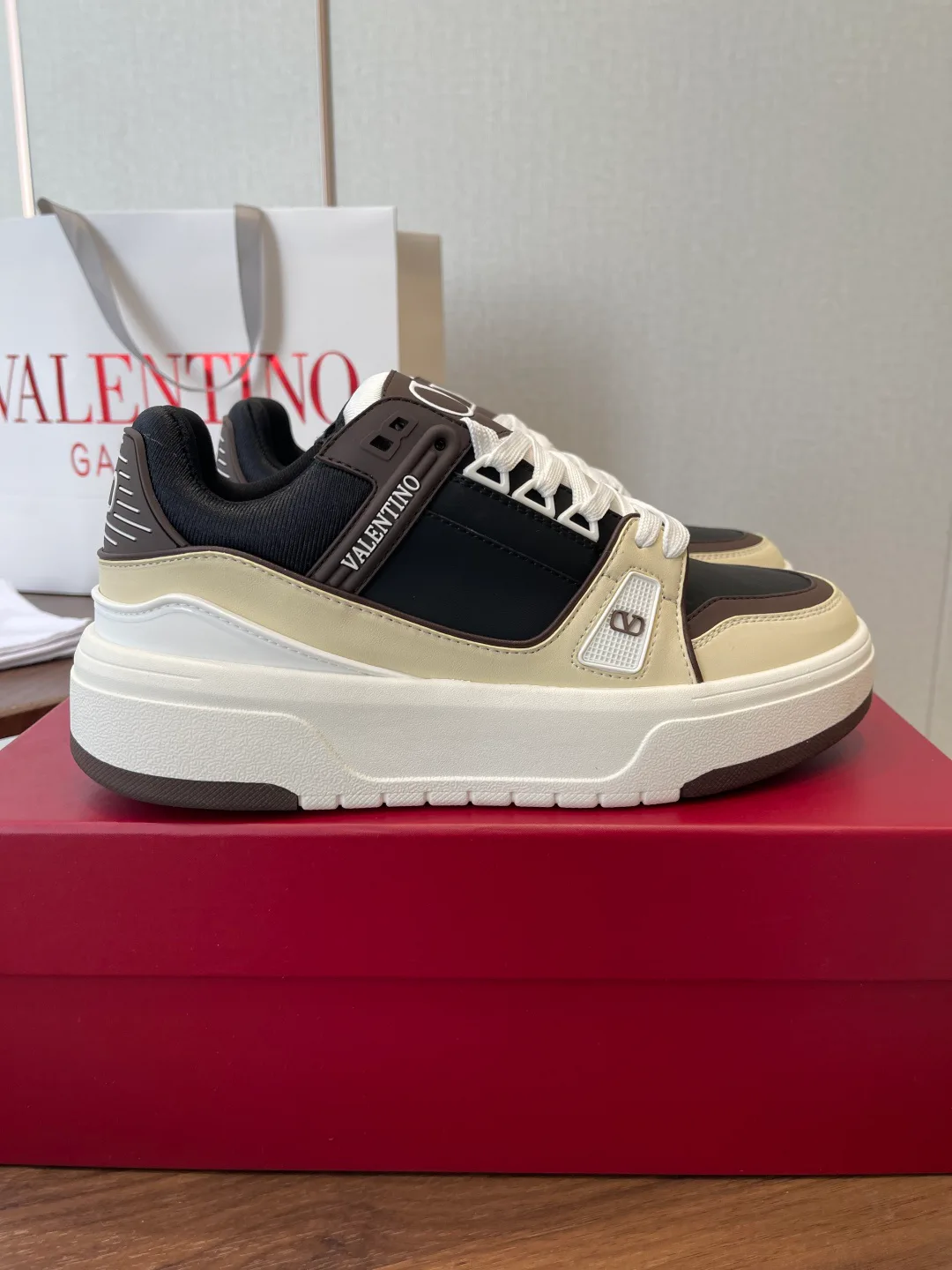 Кроссовки Женские Valentino 4545195