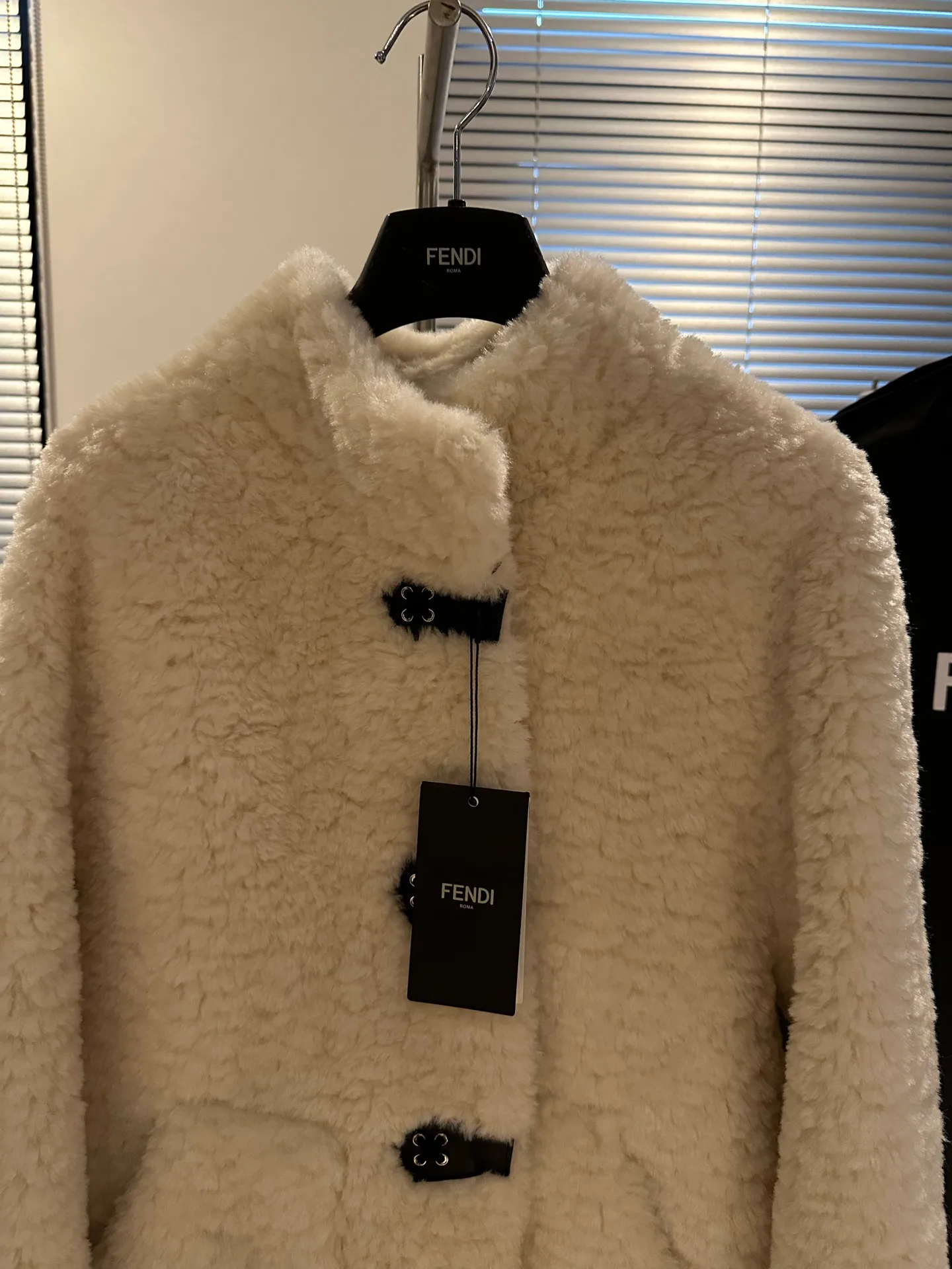 Шубы Женские Fendi 11425385