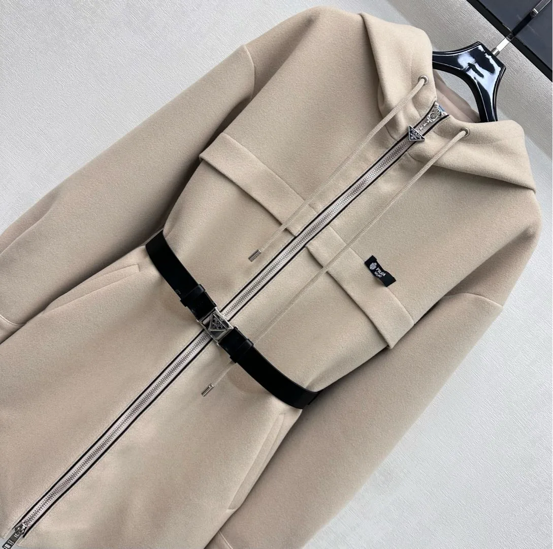 Куртки И Пуховики Женские Prada 985059