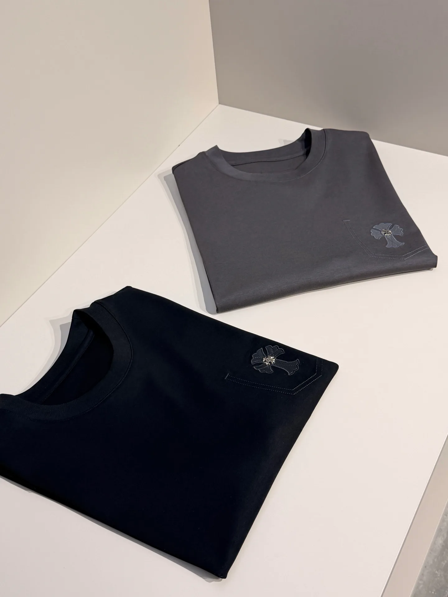 Футболки Женские Chrome Hearts 11193545