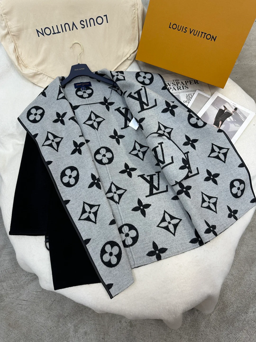 Пальто Женские Louis Vuitton 3532926