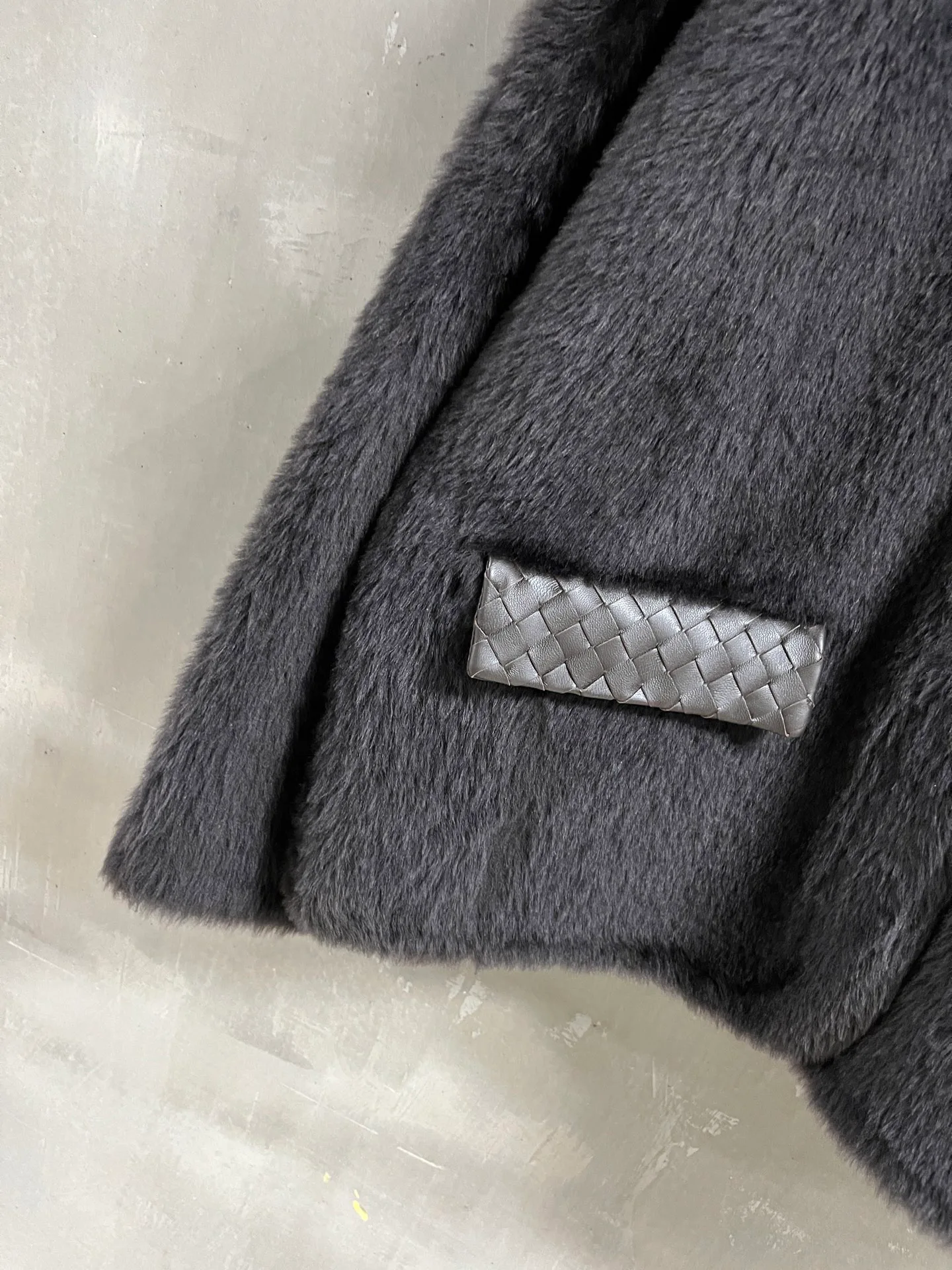Кожаные Куртки И Дублёнки Женские Bottega Veneta 18226805