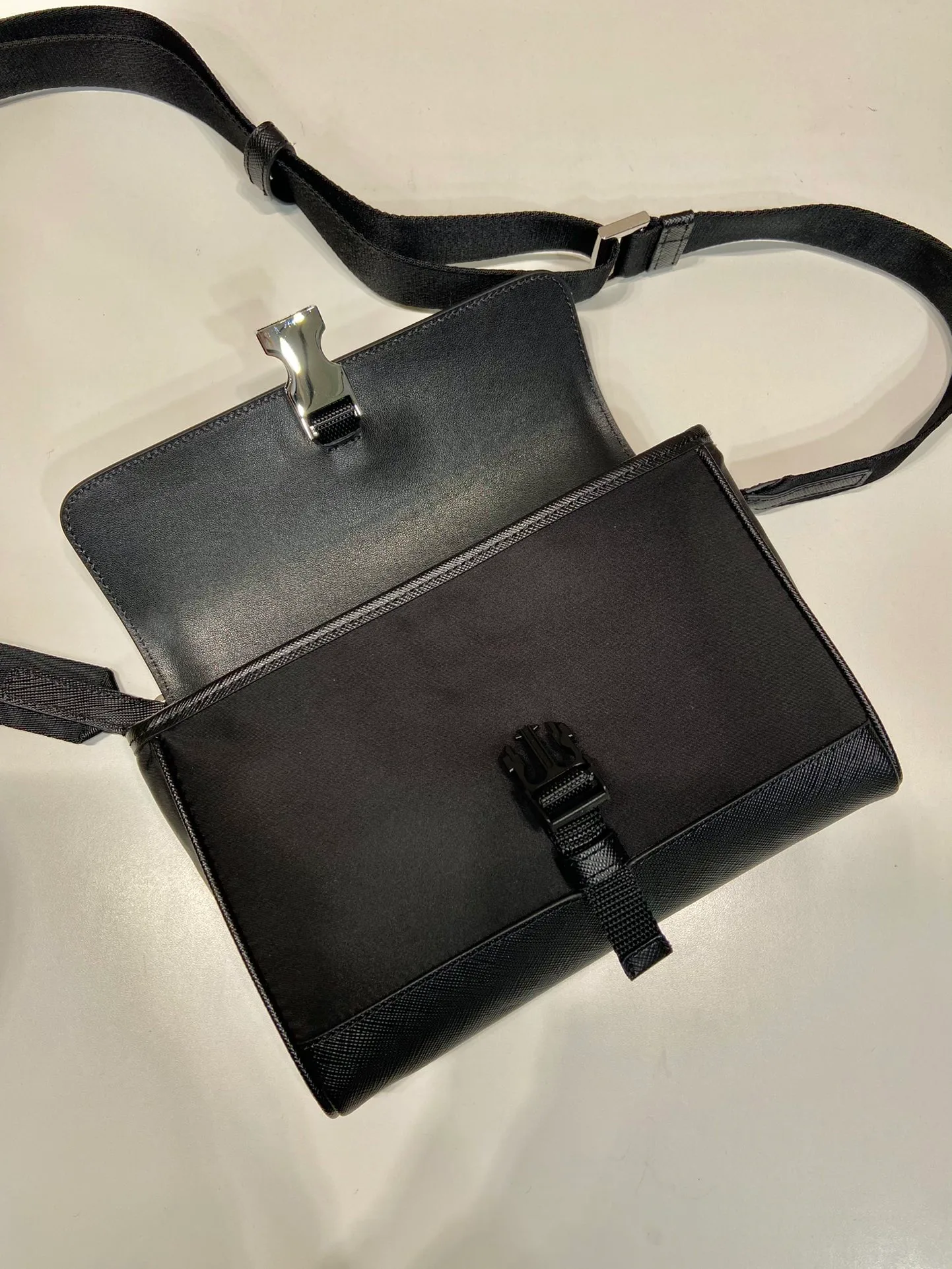Поясные Сумки Женские Prada 13346040